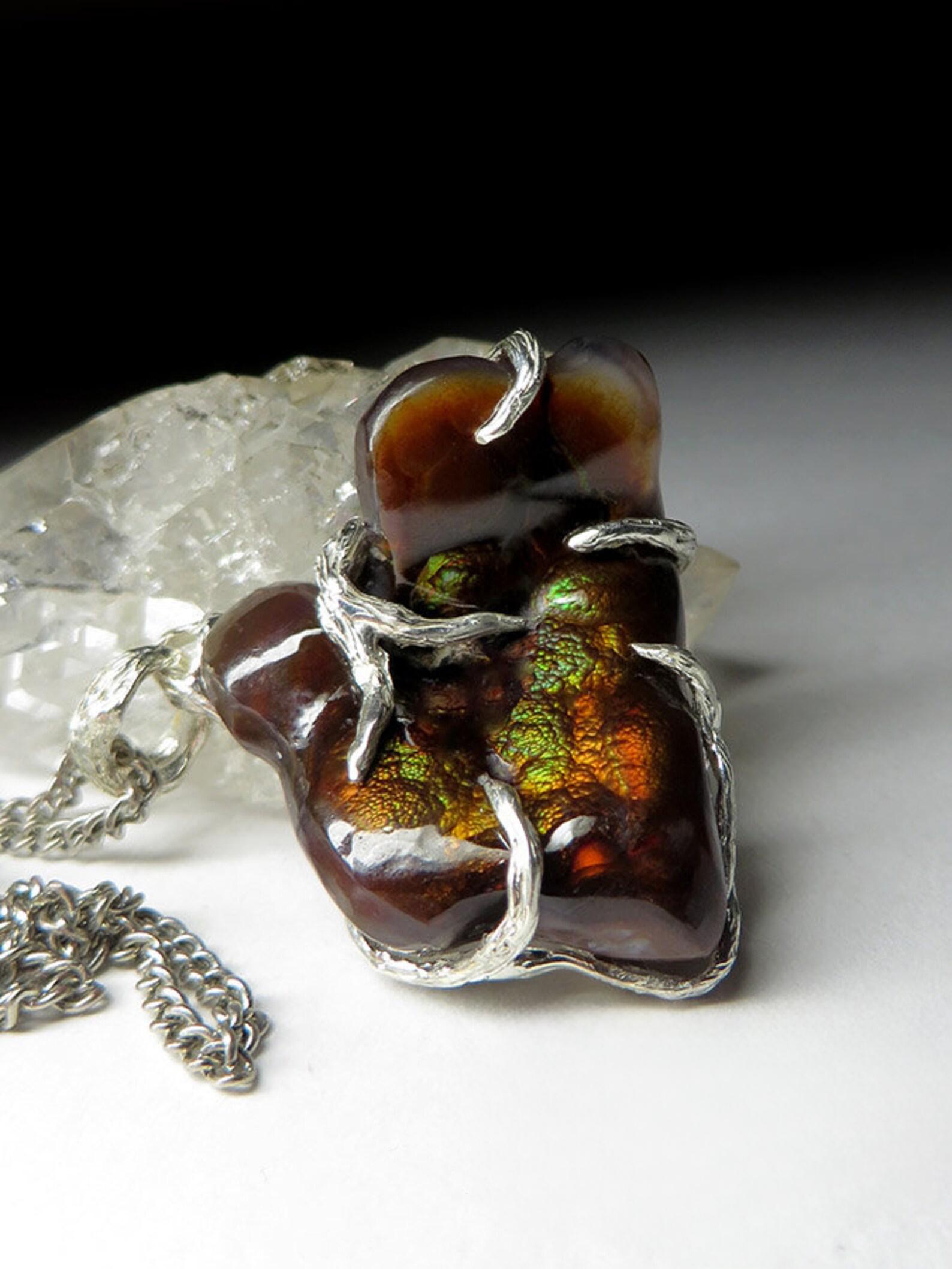 Fire Agate Silver Pendant Natural Gemstone idea gift for a chef boss In New Condition For Sale In Berlin, DE