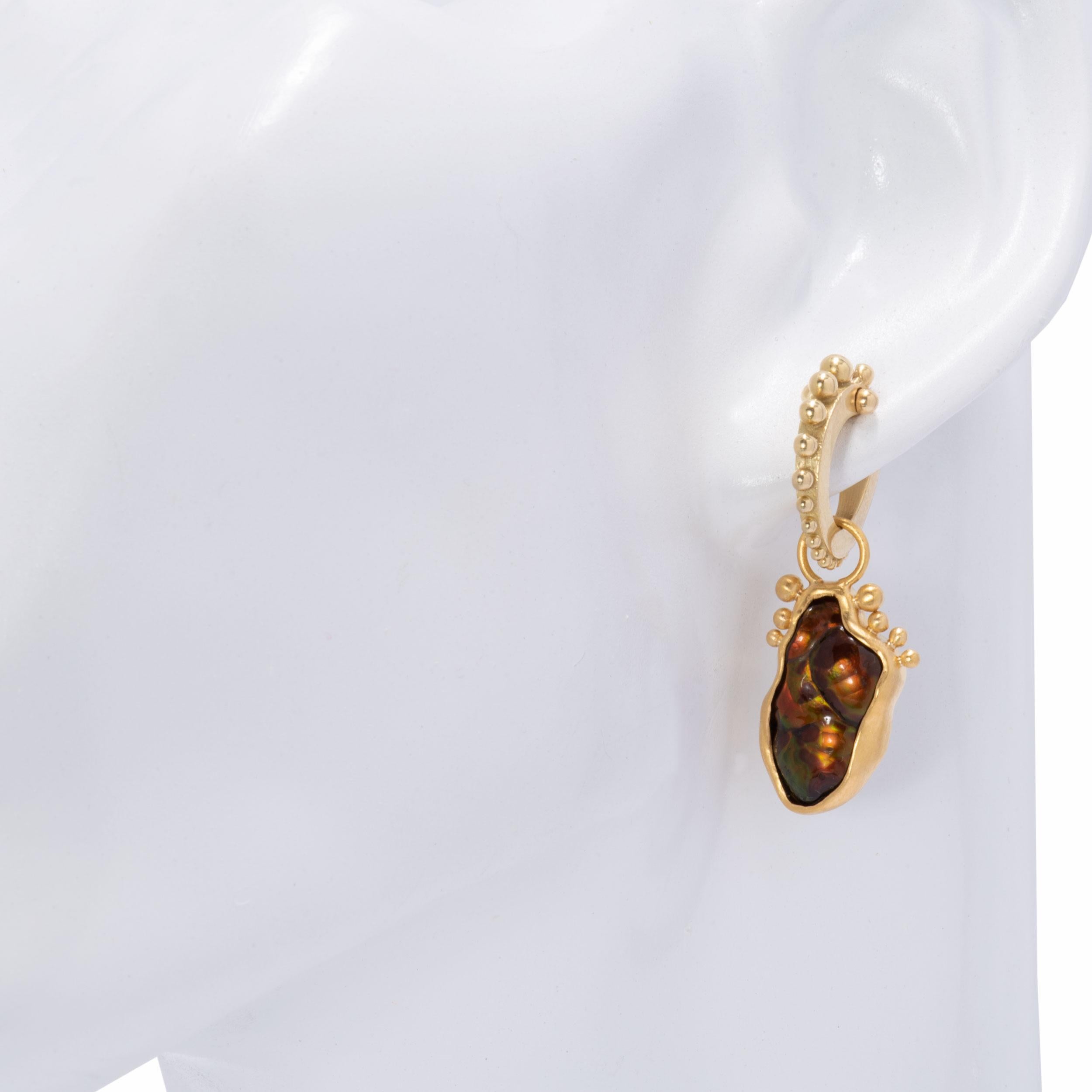 Fire Agate Tip Toe Drop Earrings in 22 Karat Gold In New Condition For Sale In Santa Fe, NM