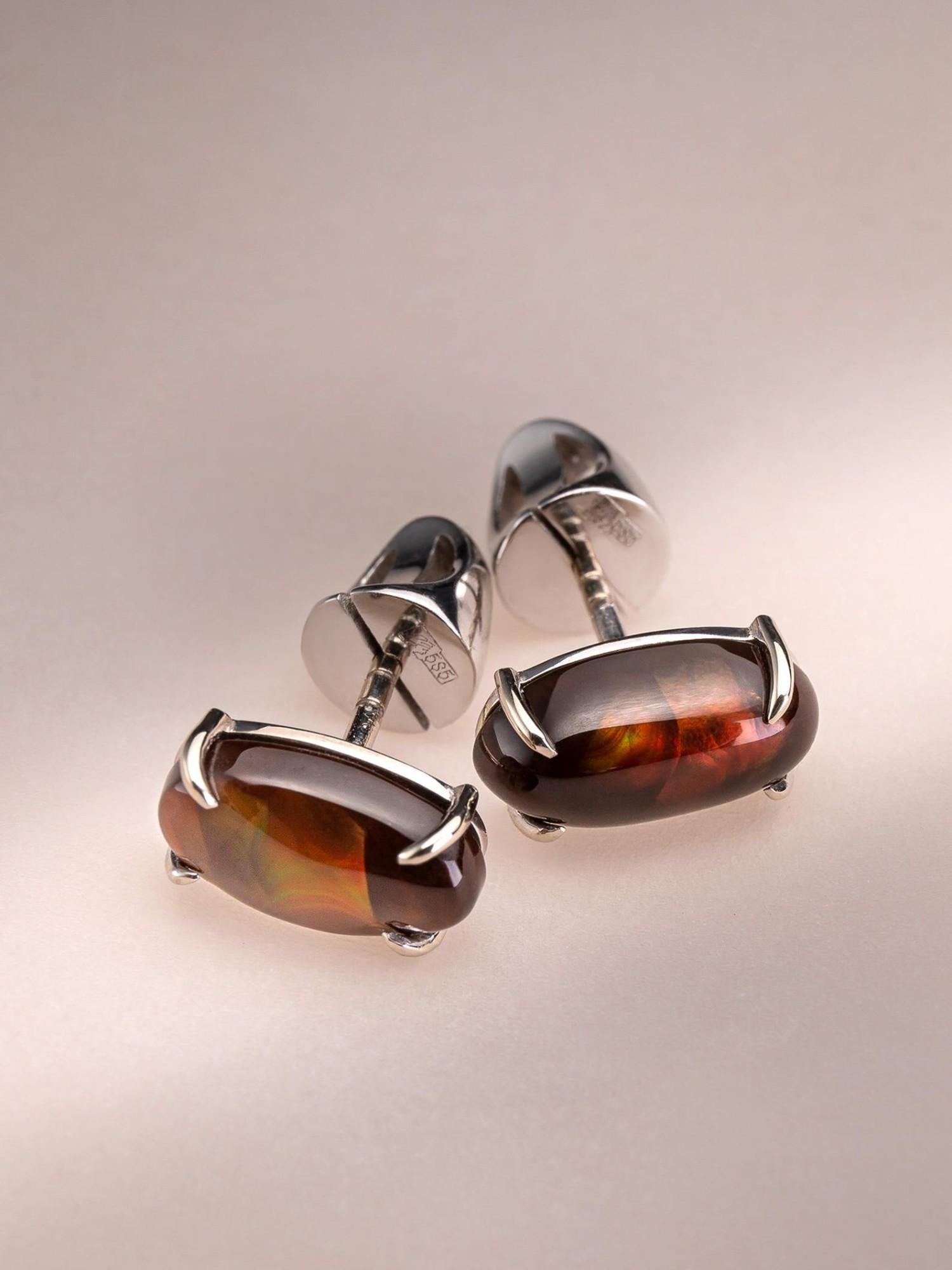 Fire Agate White Gold Stud Earrings Unisex studs gift friend  In New Condition For Sale In Berlin, DE