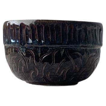 Beautiful earth-tone studio pottery. In excellent vintage conditon