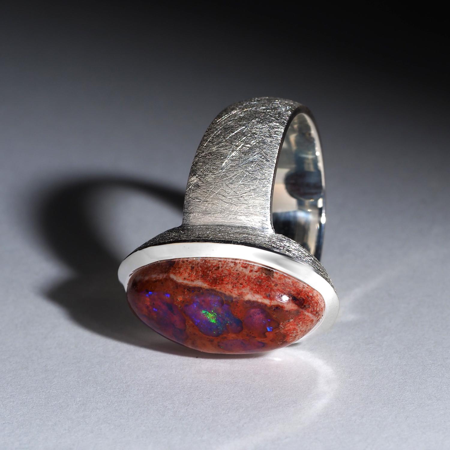 da uomo o donna Opale messicano di fuoco Anello d'argento rosso arancione Gioielli di dichiarazione Grande opale naturale in vendita