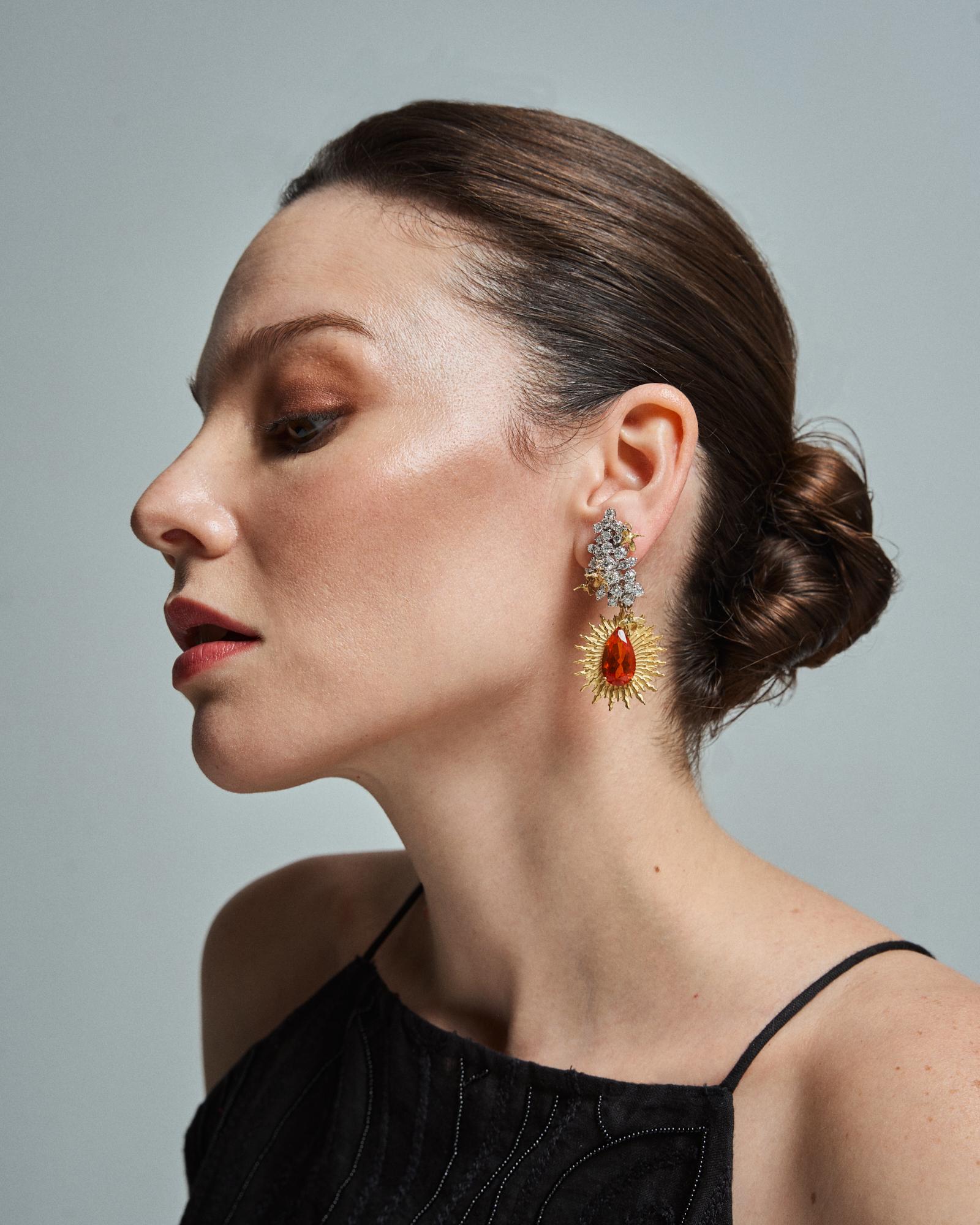 Brilliant Cut Fire Opal and Diamond Earrings Yellow & White Gold 9.30 cts Fire Opals 4.69 cts For Sale