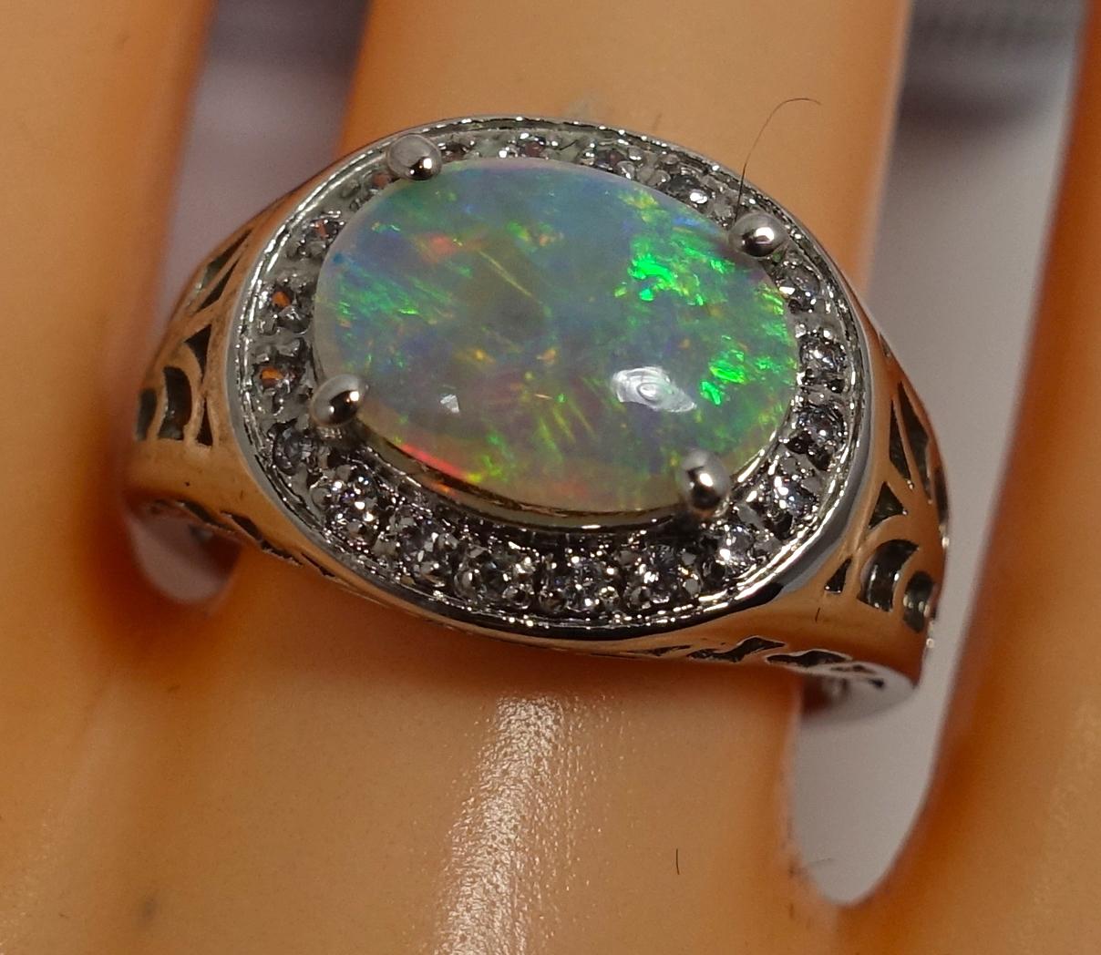 Fire Opal, Diamonds, 14kt White Gold Ring, Sz 7 In Good Condition In New York, NY