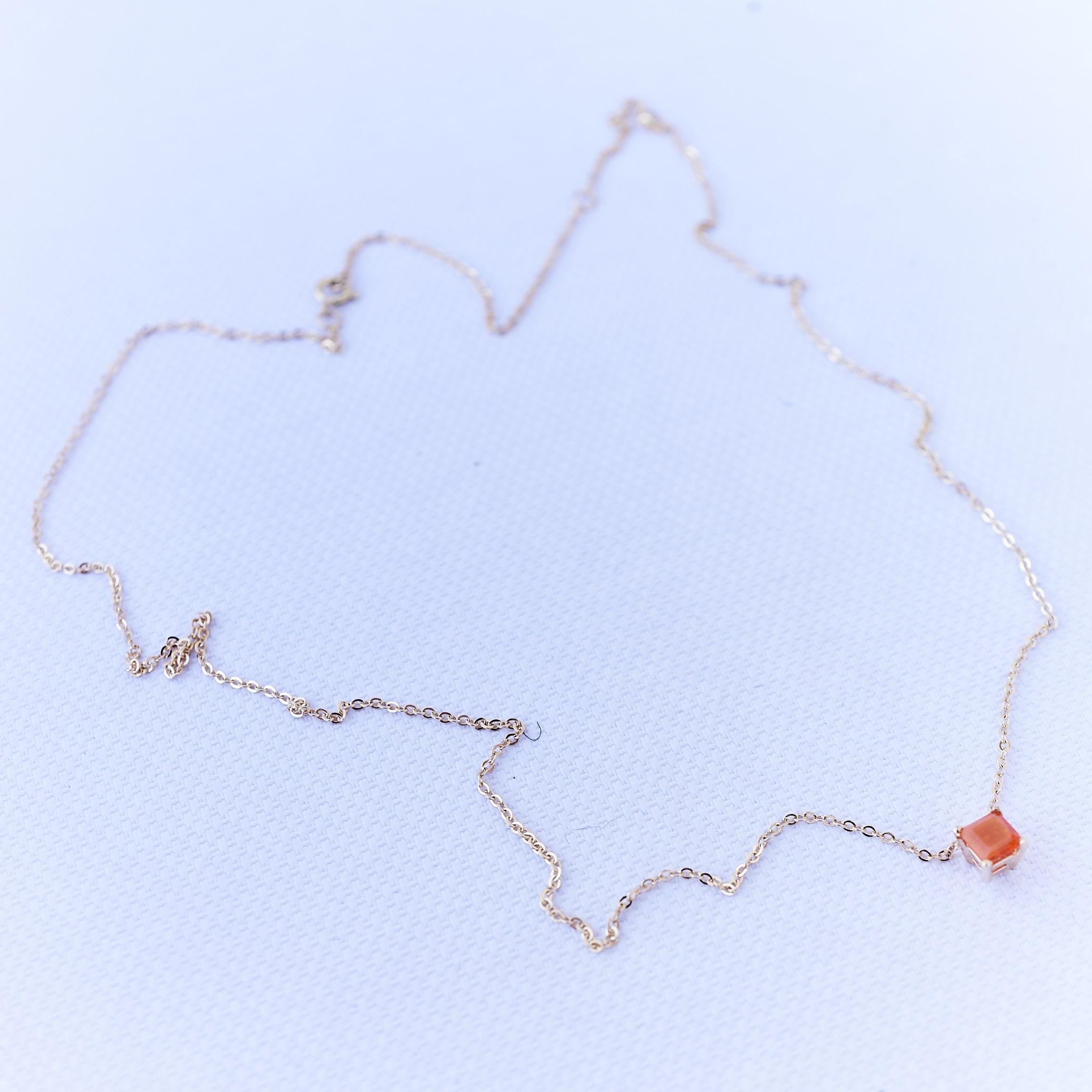 Contemporaneo Opale di fuoco Collana a catena d'oro Choker quadrato in vendita