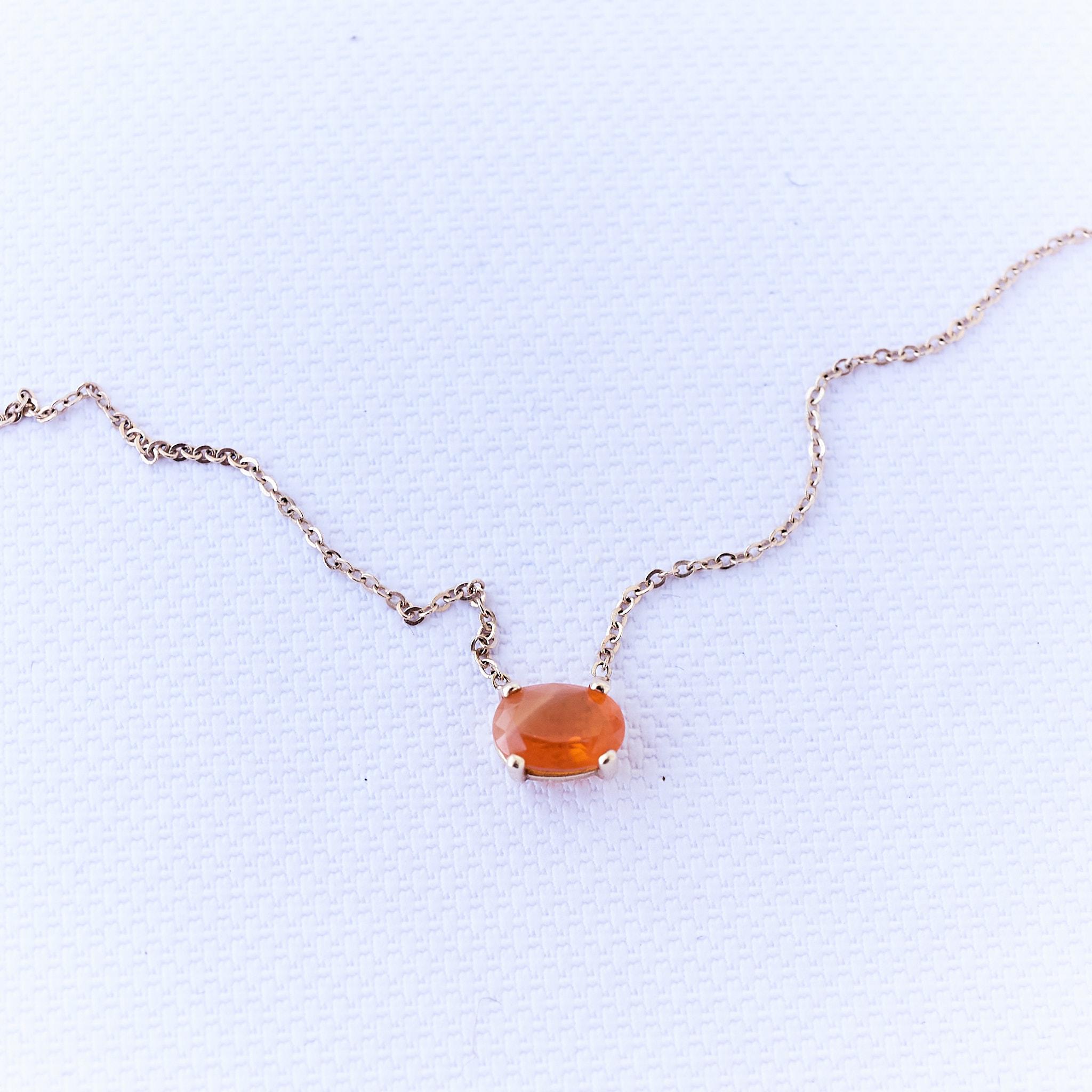 Opale di fuoco Collana a catena d'oro Choker quadrato In condizioni Nuovo in vendita a Los Angeles, CA