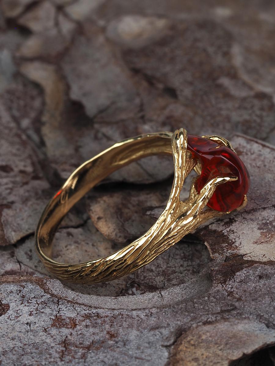 Fire Opal Gold Ring Red Gemstone Modern Engagement lotr style For Sale 1