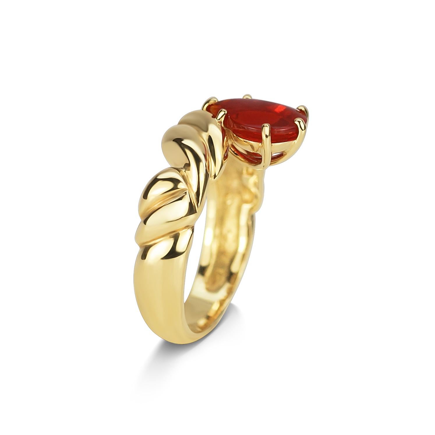 Fire Opal Paisley Teardrop Shape in 18 Carat Yellow Gold Carved Woven Band In New Condition For Sale In London, GB