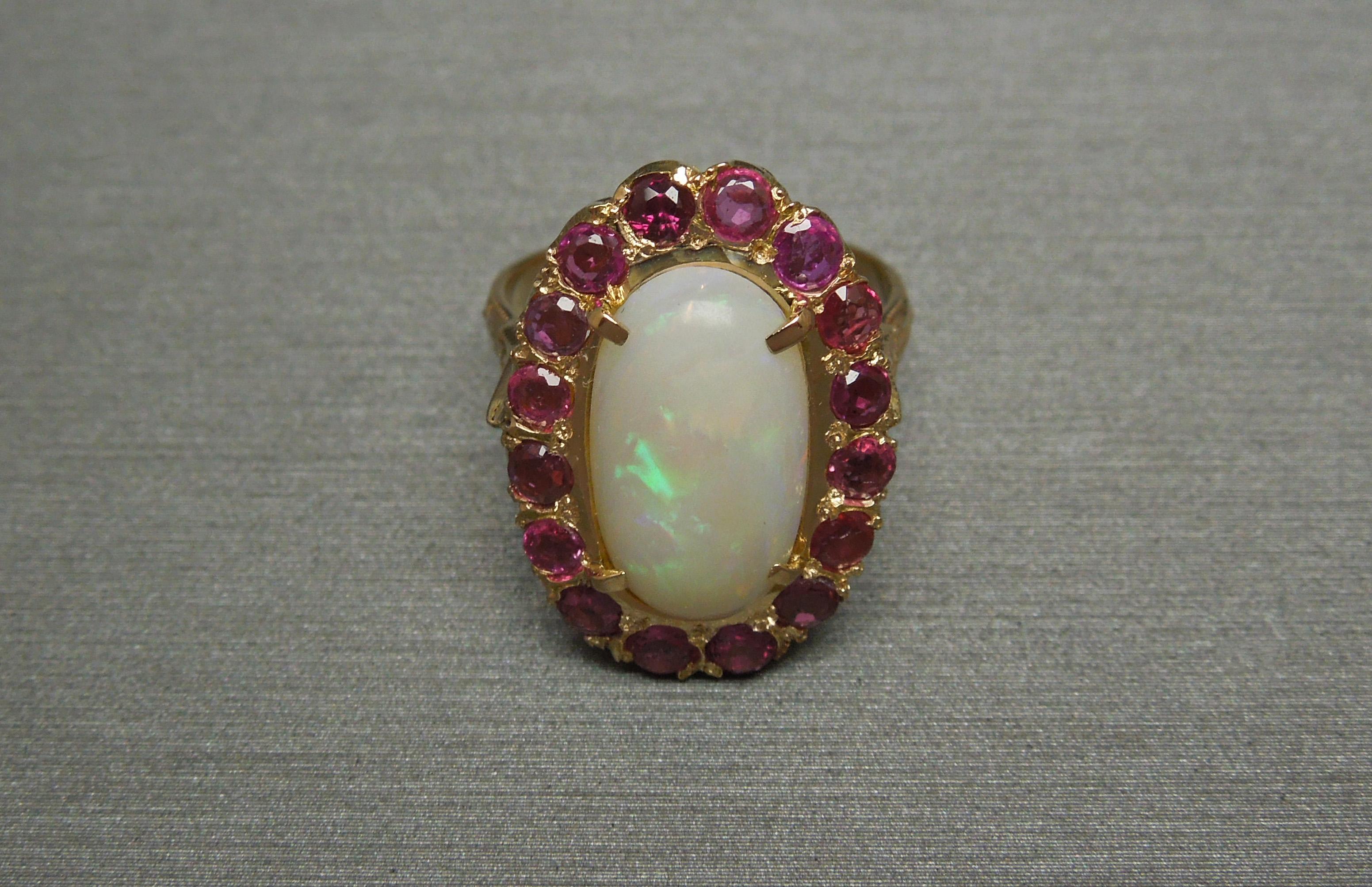 Fire Opal and Ruby Engraved 14 Karat Gold Ring In Good Condition For Sale In METAIRIE, LA