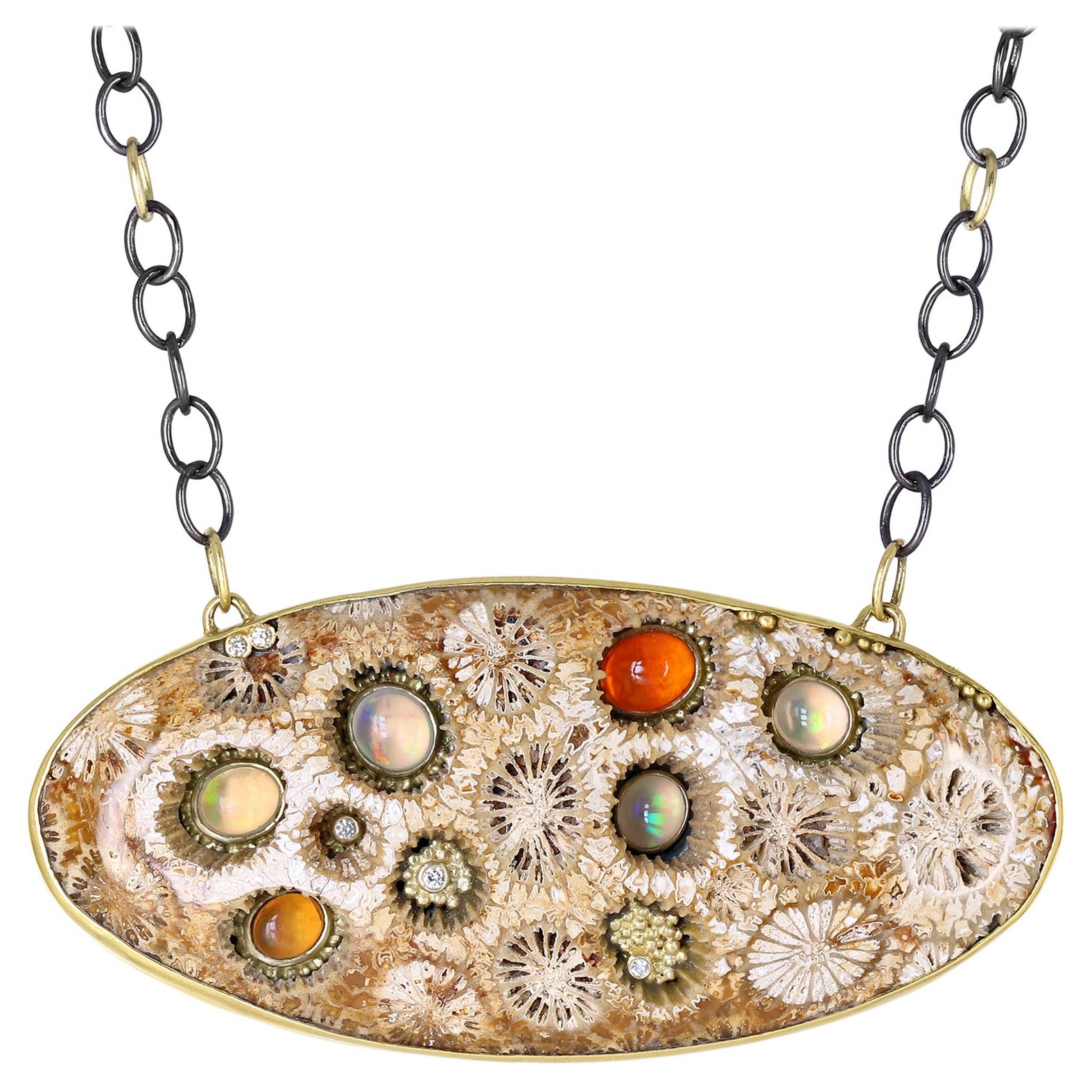 Feueropal Weißer Diamant Fossilisierte Koralle Einzigartige Tropfen-Halskette, Kothari