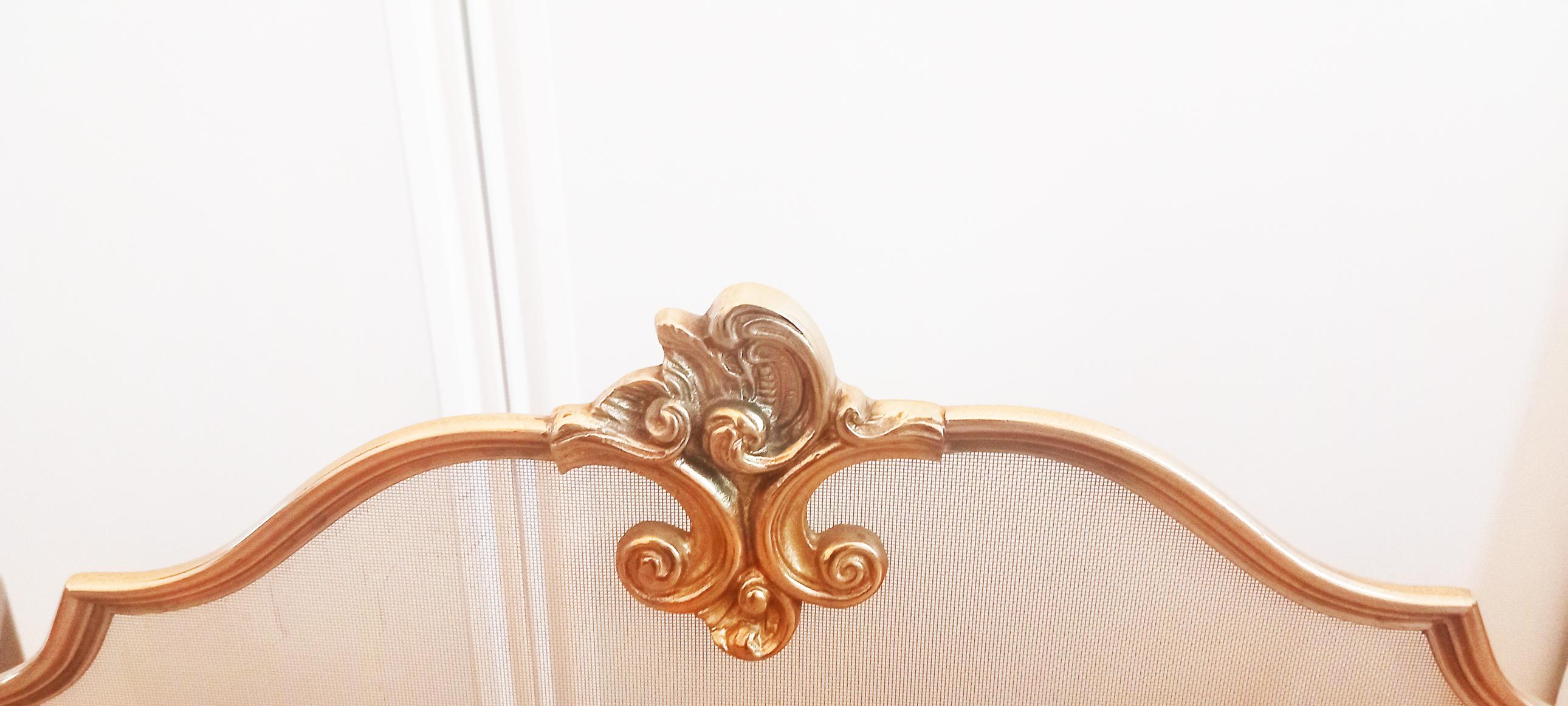 Pare-étincelles bronze doré  ou en laiton, style Louis XVI Début du 20e siècle en vente 8