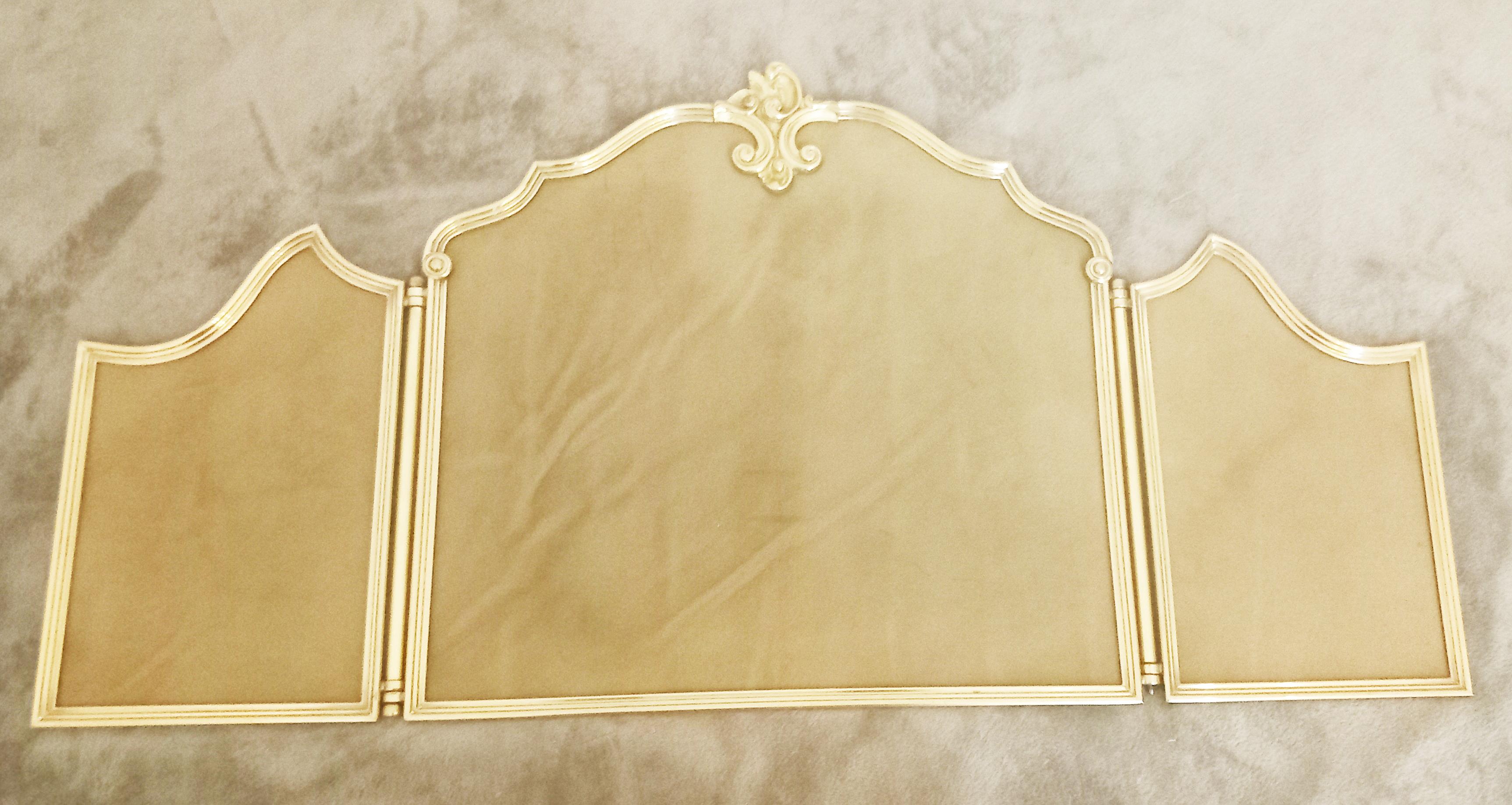 Fire Screen Bronze Dore  or Brass, Louis XVI Style Early 20th Century For Sale 13