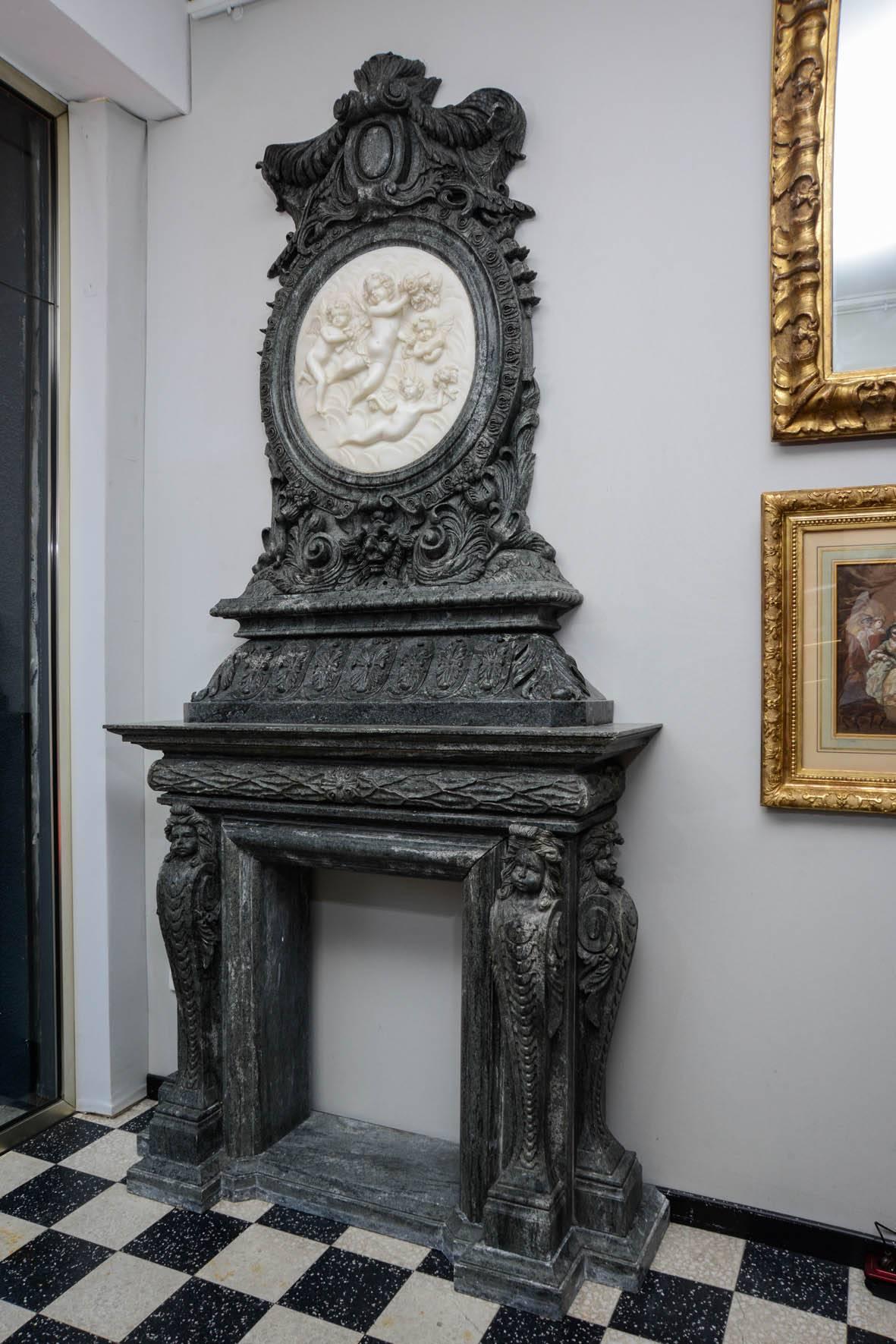 Fire-Surround in Marble 1