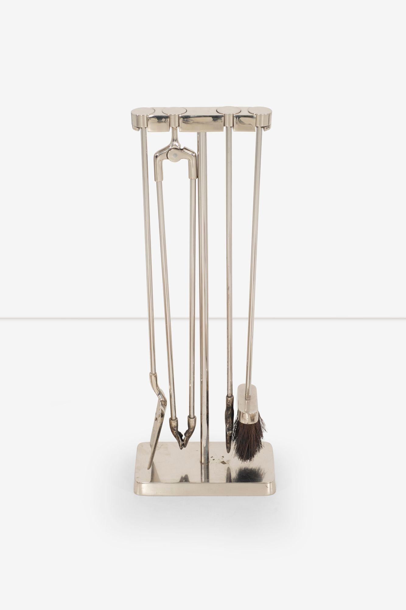 Américain Ensemble d'outils pour le feu de Nancy Ruben pour Virginia Metalcrafters en vente
