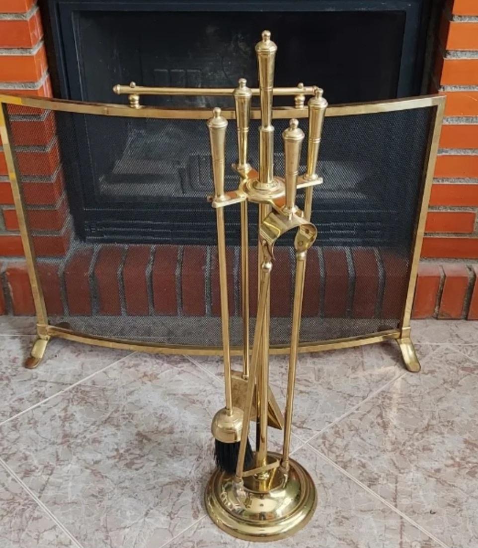 Altro Strumenti da fuoco e paravento in ottone o bronzo Modernista, Francia, XX secolo in vendita