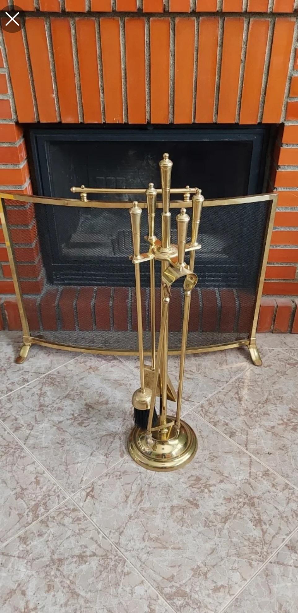 Spagnolo Strumenti da fuoco e paravento in ottone o bronzo Modernista, Francia, XX secolo in vendita