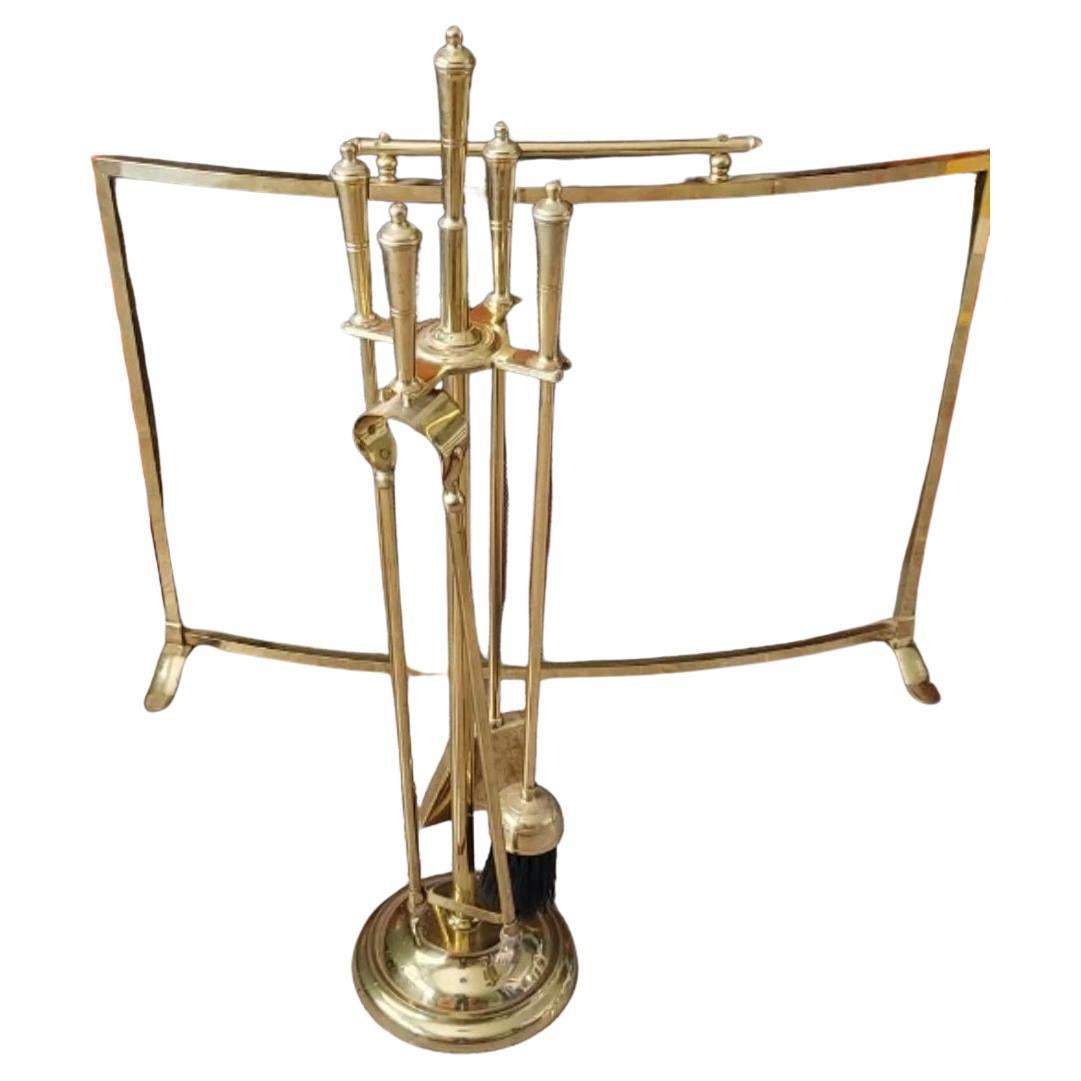 Strumenti da fuoco e paravento in ottone o bronzo Modernista, Francia, XX secolo