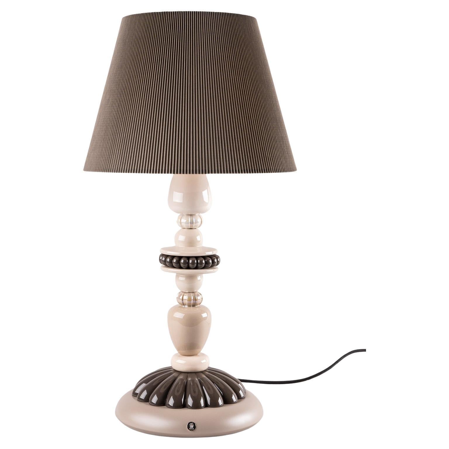 Firefly table lamp. Pearly (US) For Sale
