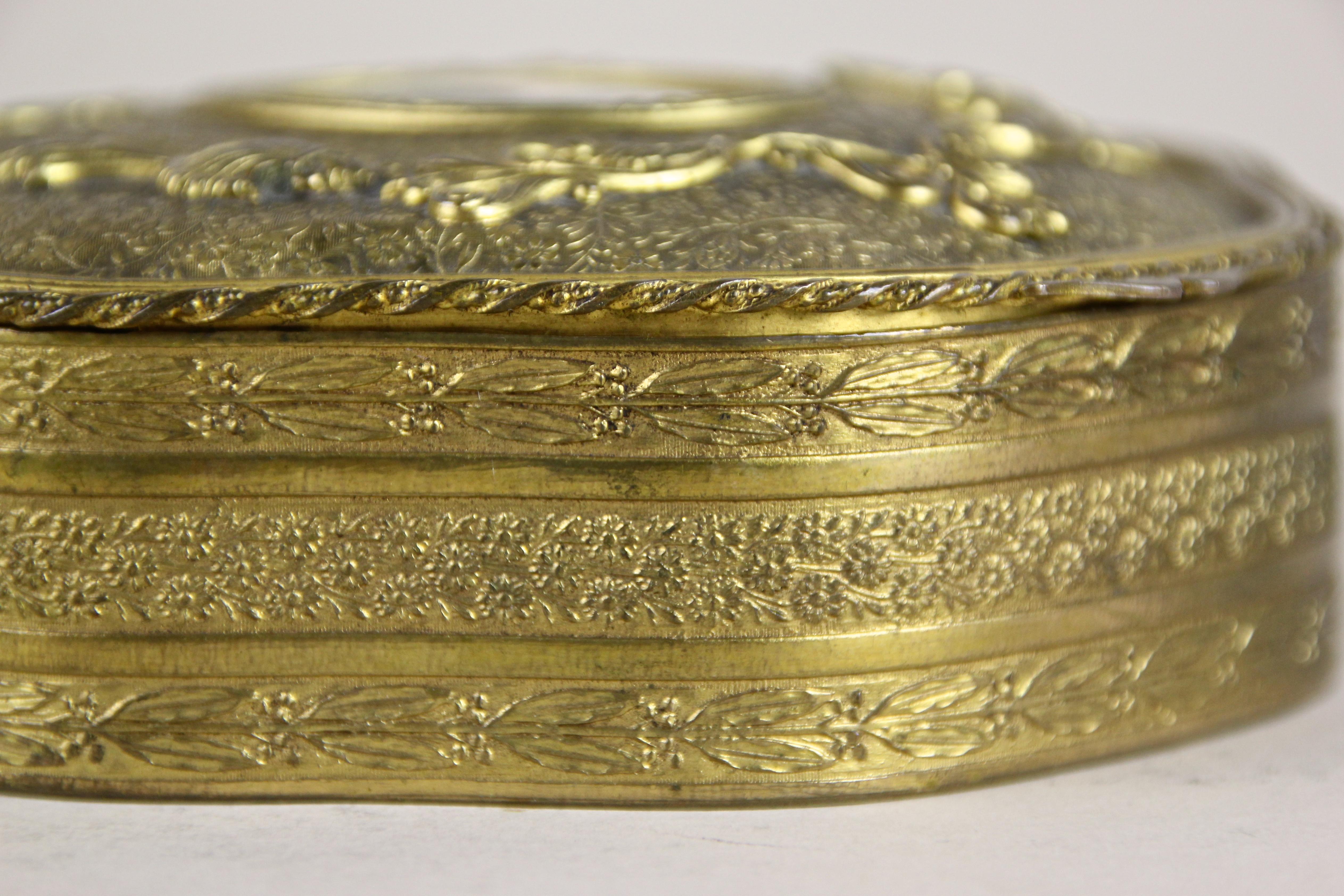 Firegilt Brass Jewelry Box with Porcelain Picture, Austria, circa 1860 4