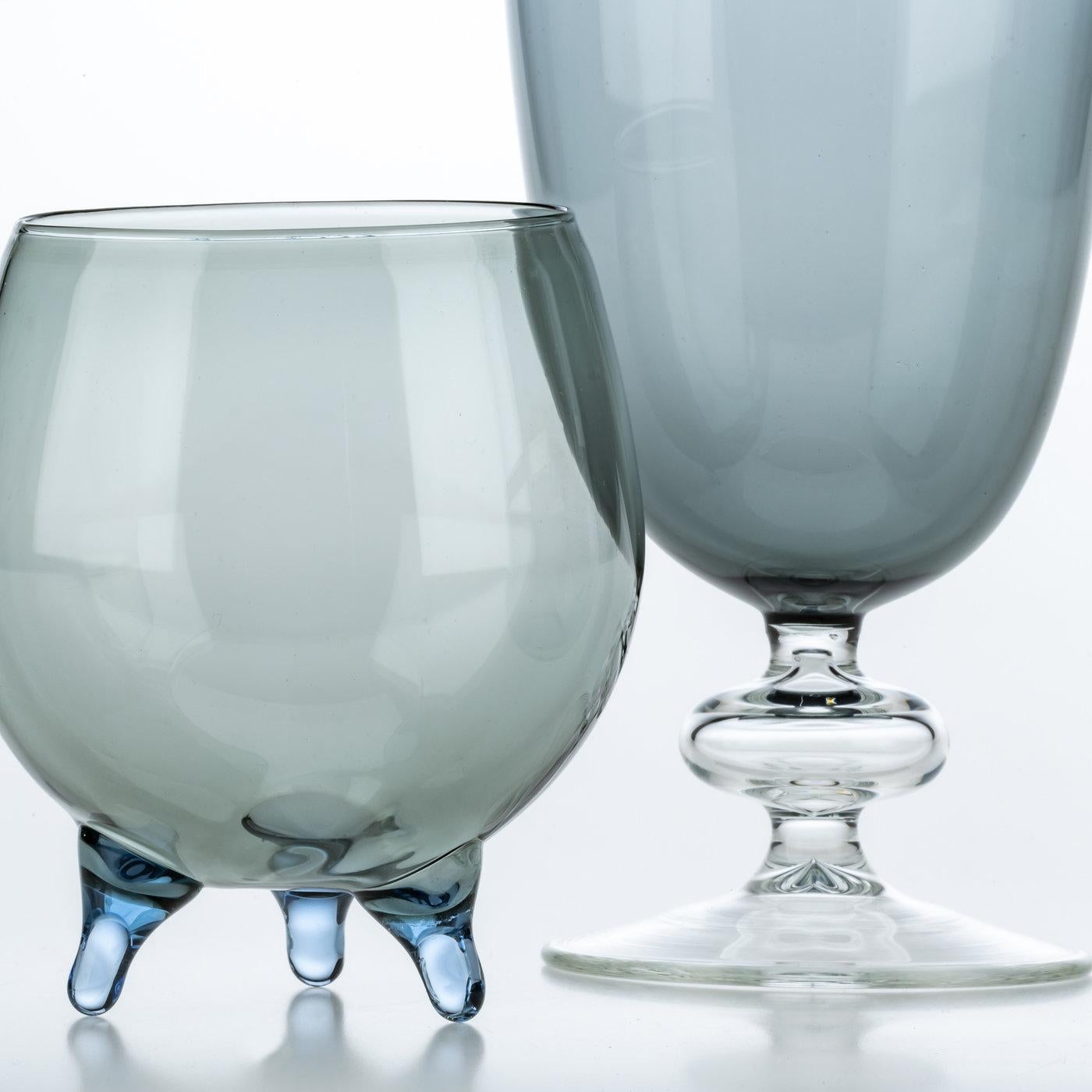 Fashioned of mouth-blown glass, this exceptional wine glass will add a bold look to any classic or contemporary table setting. The set is part of the Firenze Collection of drinkware inspired by the Italian city that was the heart of the Renaissance.