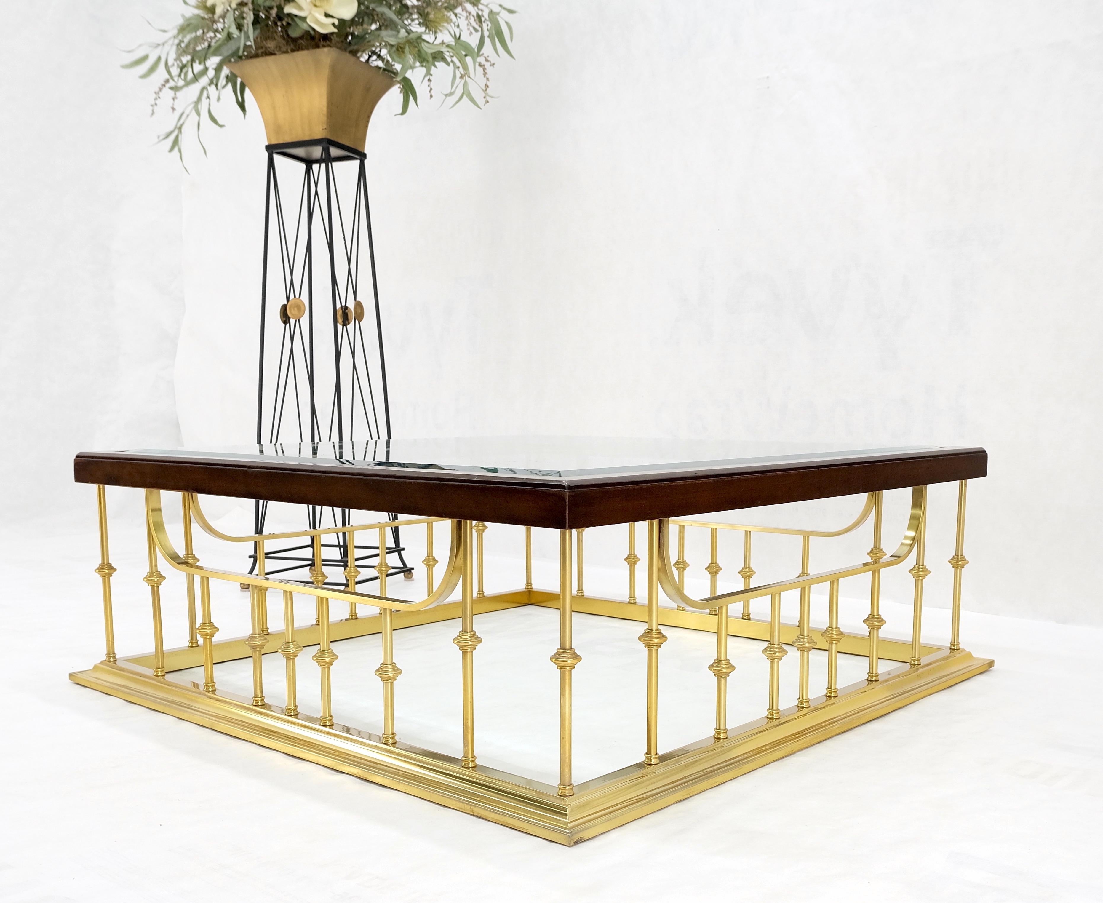 Mid-Century Modern Fireplace Area Style Metal Base Midcentury Square Glass Top Coffee Table Mint! For Sale