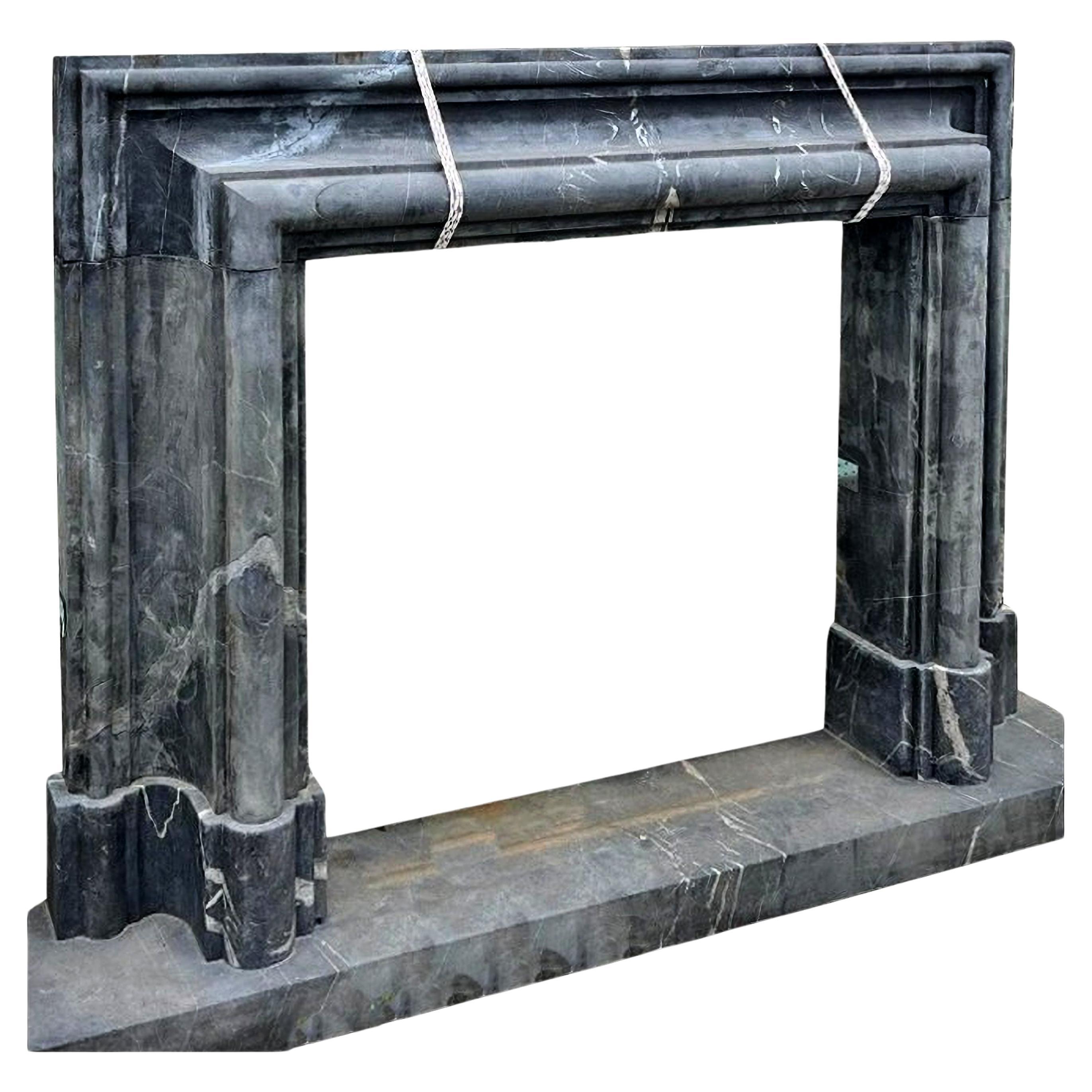 Fireplace Art D'eco SALVATOR ROSA IN BLACK MARBLE NERO MARQUINA 1890/1900 For Sale