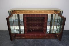 Fireplace-Shaped Bar in Glass from Fontana Arte, 1950s