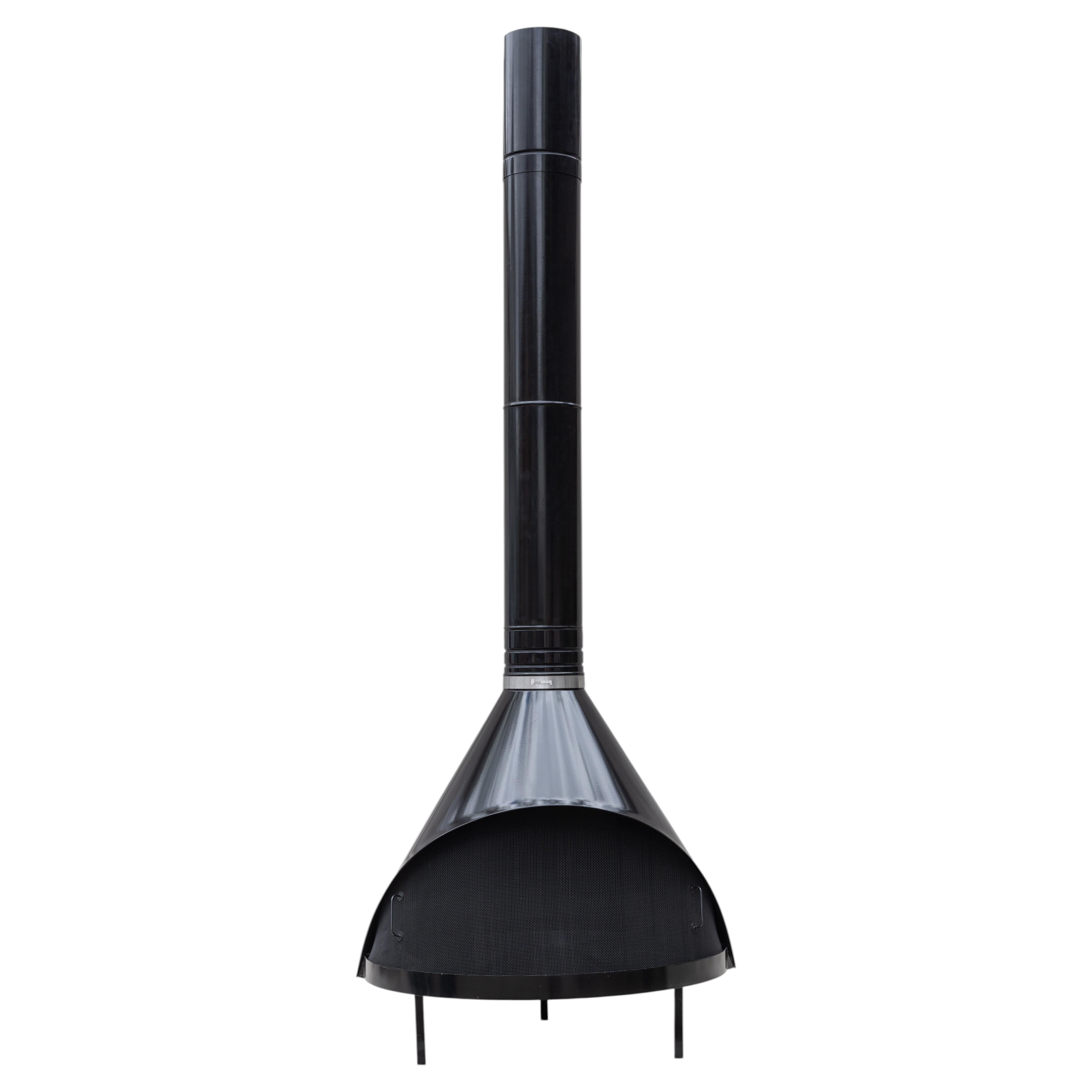 Fireplace freestanding by Preway, burns wood or gas, original gloss black color