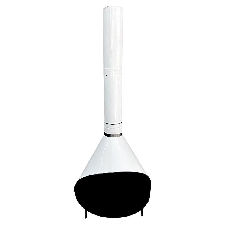 Camino a piantana di Preway, a legna o a gas, colore bianco lucido originale