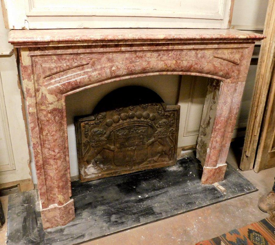 19th Century Fireplace Mantel in Red Marble, carved Linear, Italy For Sale