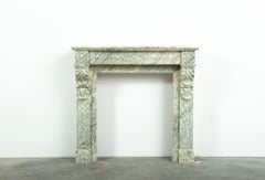 Kaminsims aus Vert d'Estours-Marmor