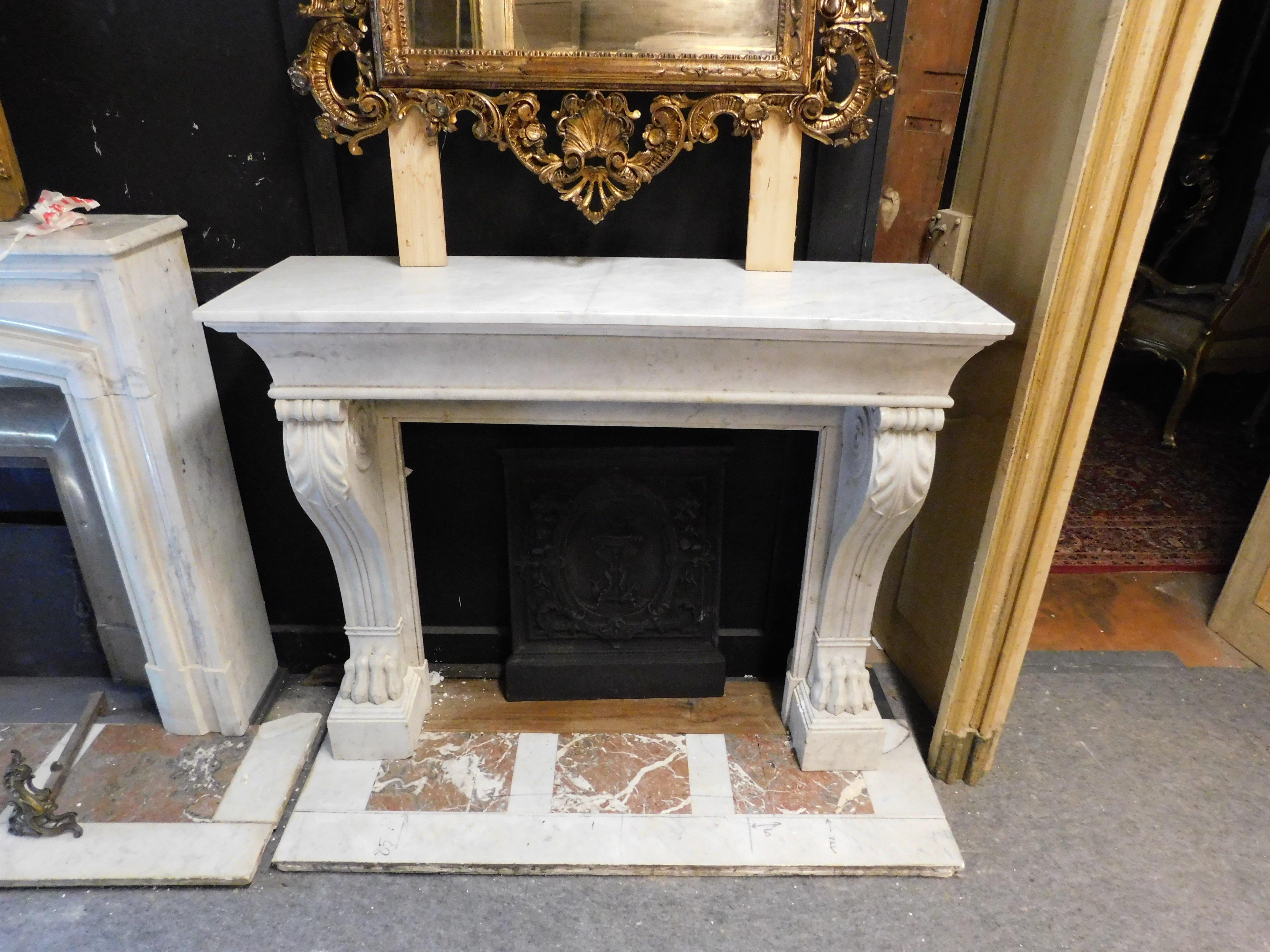 Italian Fireplace mantel in white Carrara marble with lion's paws, Italy For Sale