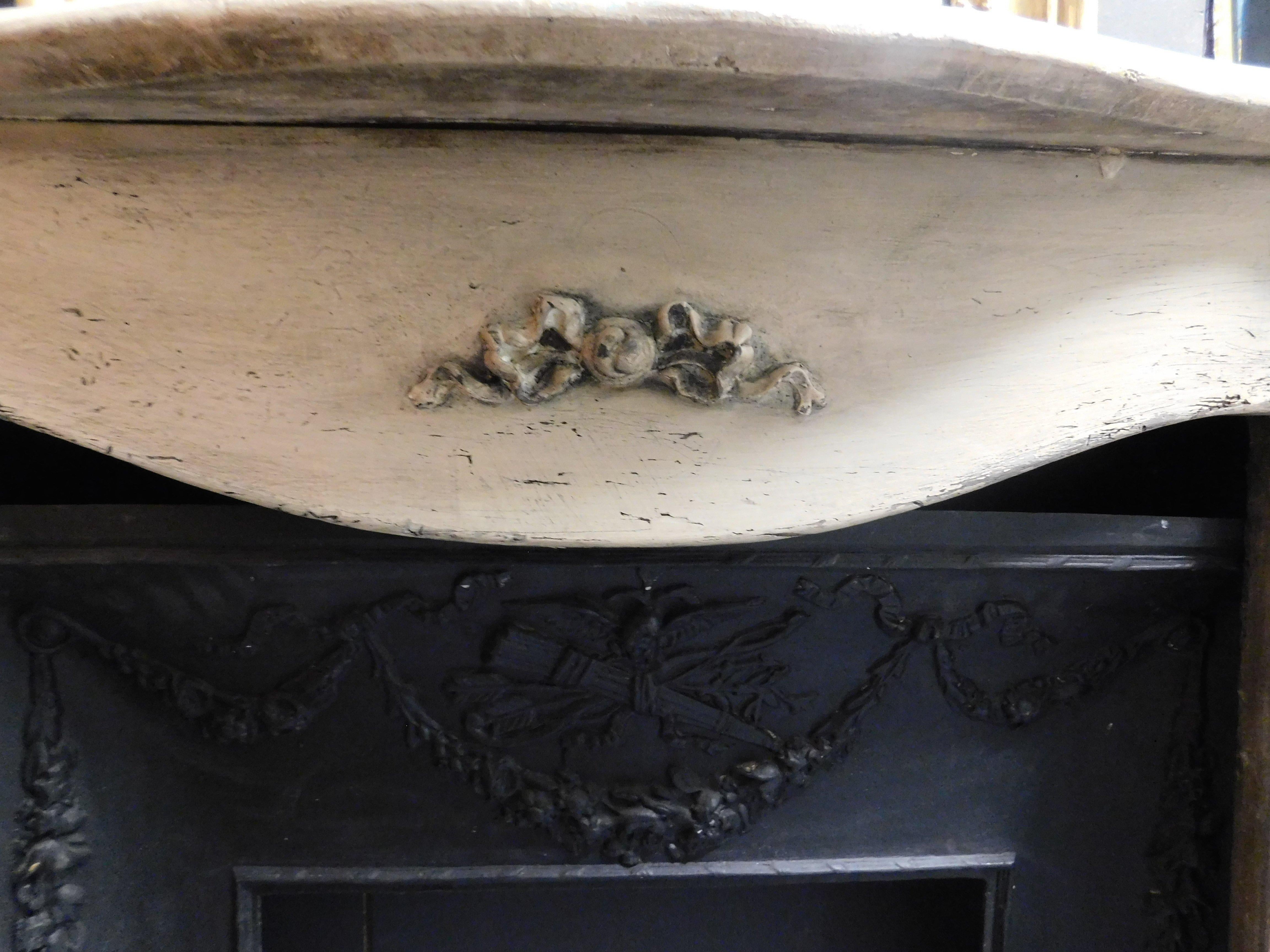 Fireplace Mantle in Grey Lacquered Wood, 19th Century, Italy For Sale 1