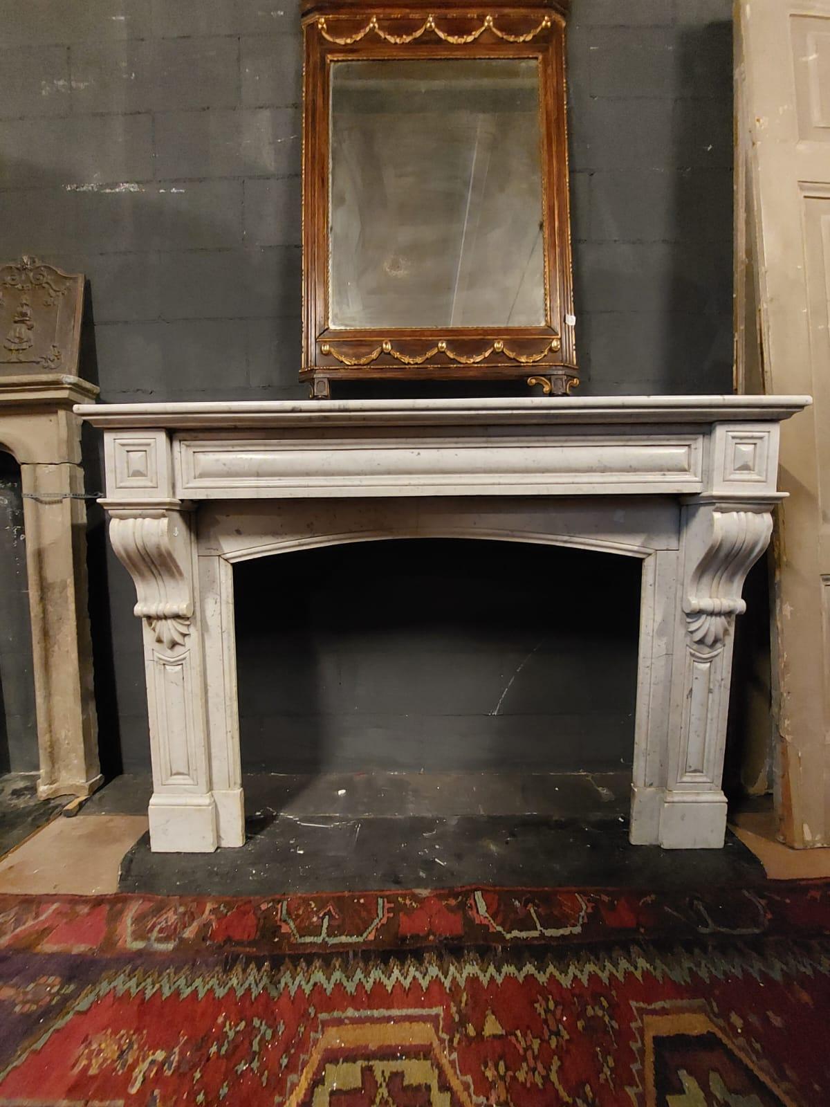 19th Century Fireplace mantle in white Carrara marble, geometric carved, 19th century France