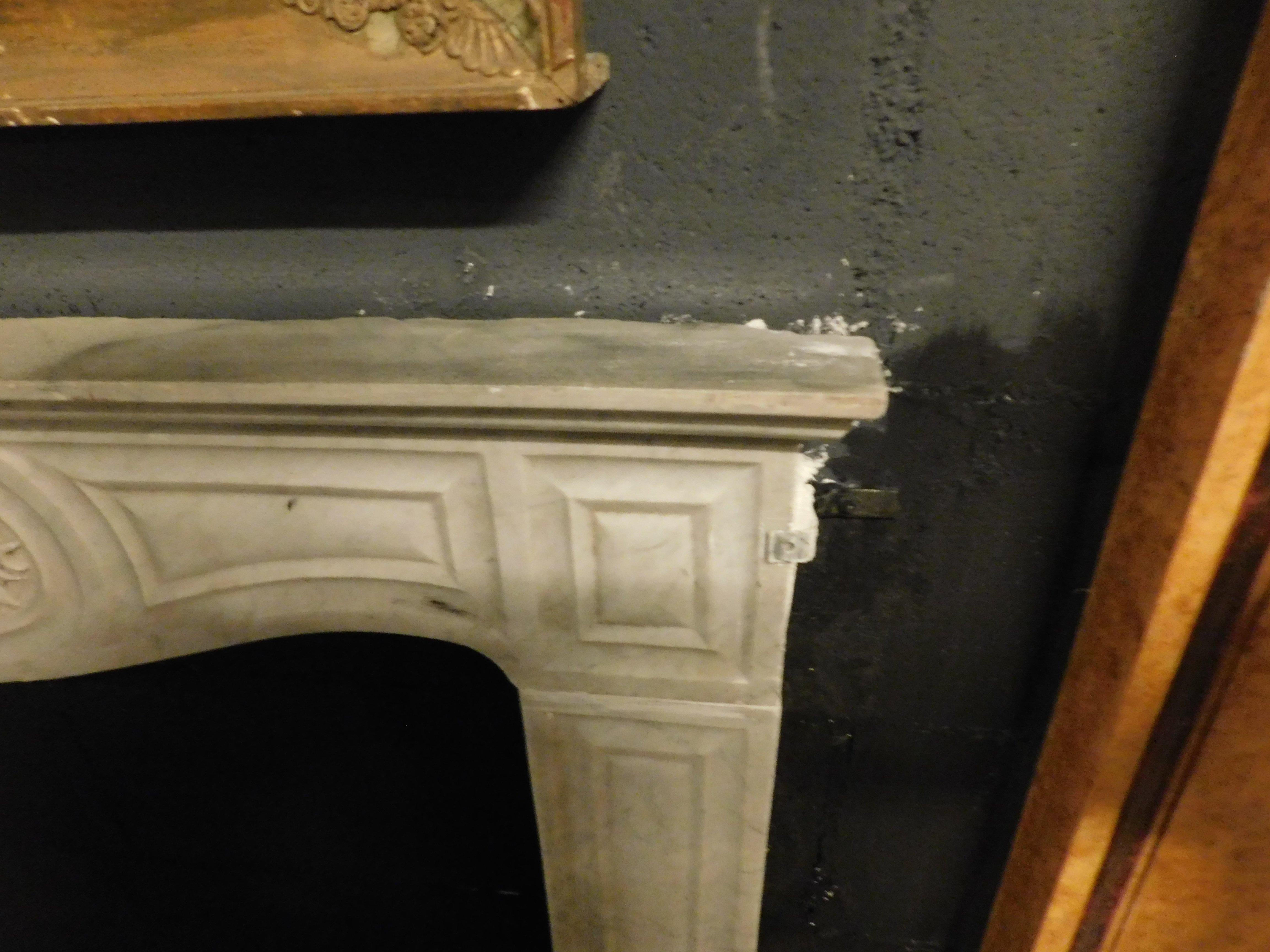 Fireplace mantle  thin frame, carved in white Carrara marble, Italy For Sale 3