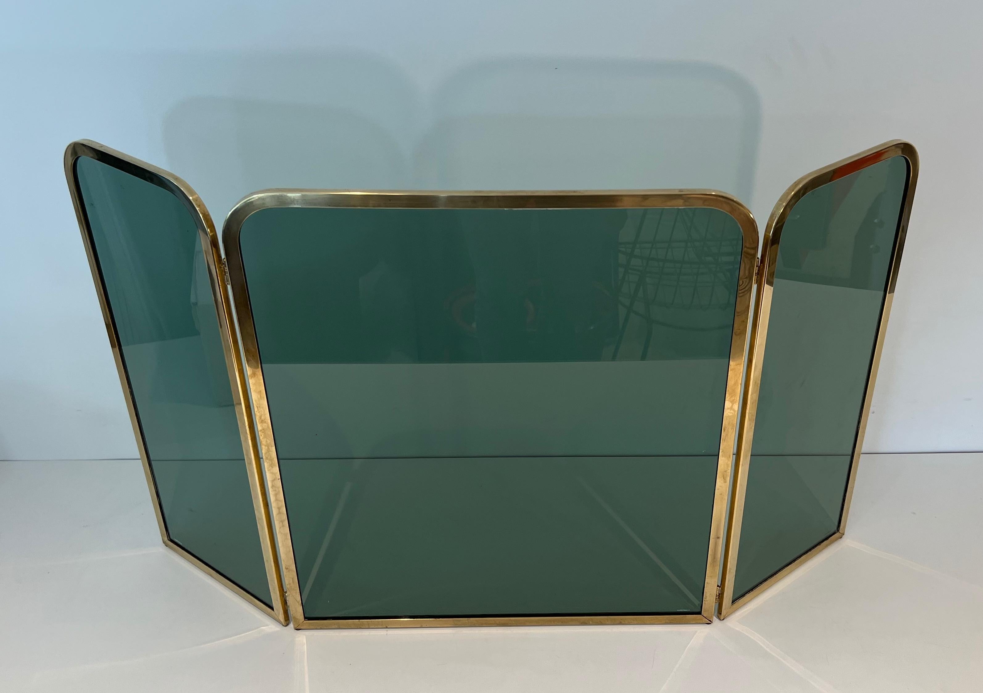Fireplace Screen Made of 3 Greenish Glass Panels Surrounded by a Brass Frame For Sale 5