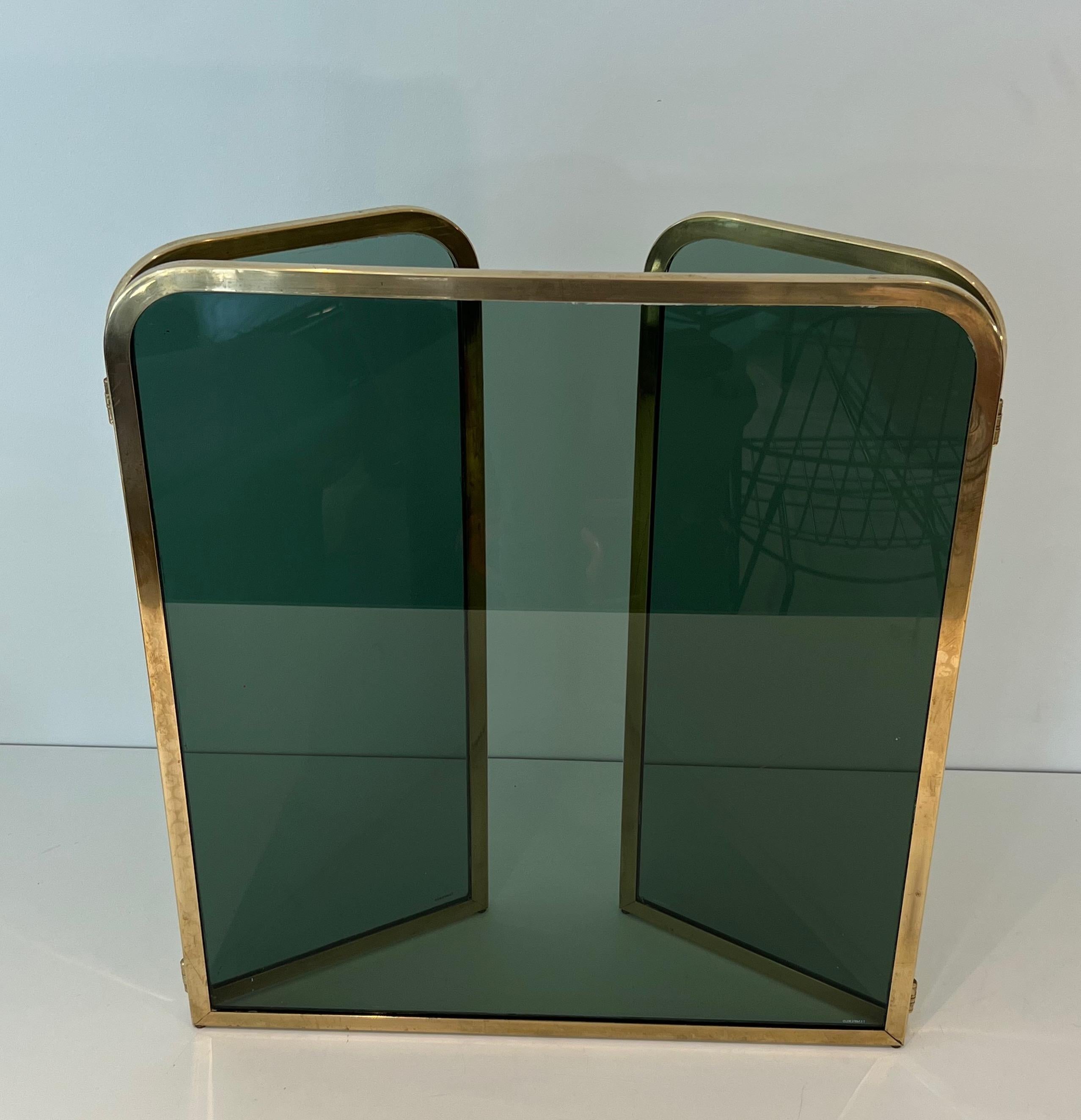 Late 20th Century Fireplace Screen Made of 3 Greenish Glass Panels Surrounded by a Brass Frame For Sale