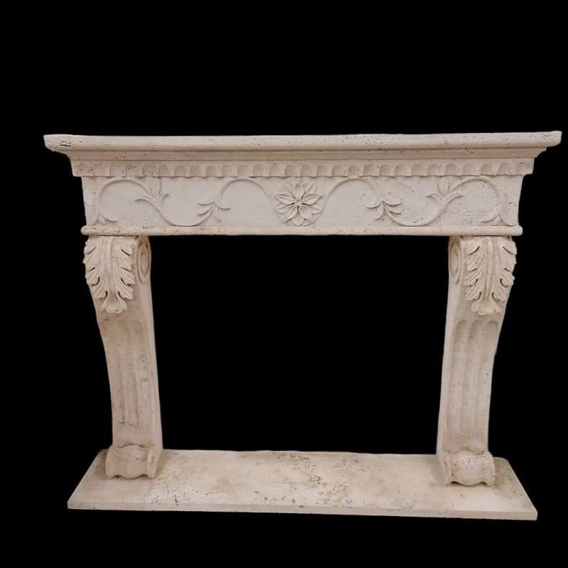 Fireplace surround in Ascolano Travertine In Good Condition For Sale In Cranbrook, Kent