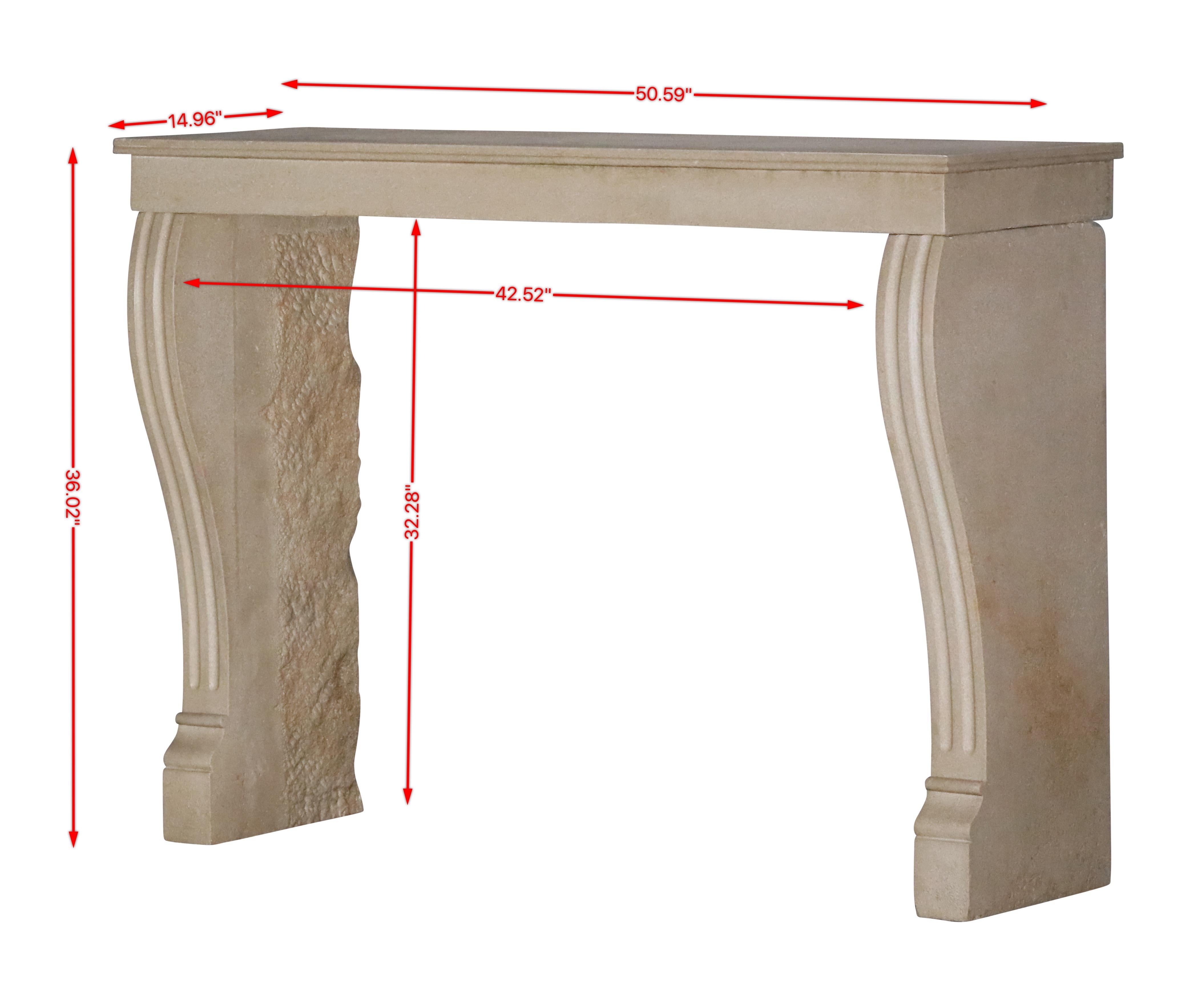 Revestimiento de chimenea de piedra caliza dura para un interiorismo chic y atemporal Luis Felipe en venta