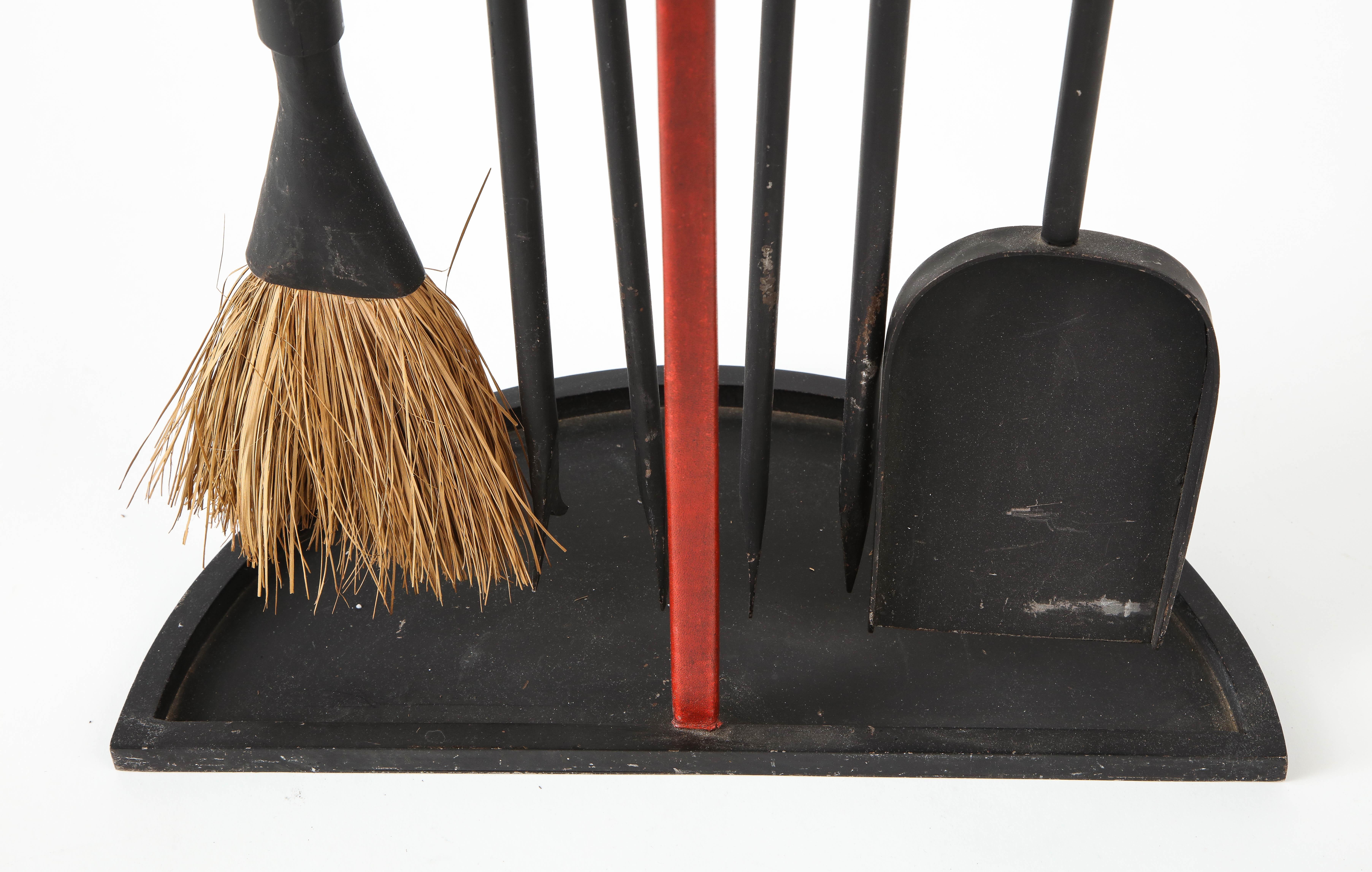 Outils de cheminée en cuir piqué par Jacques Adnet en vente 3