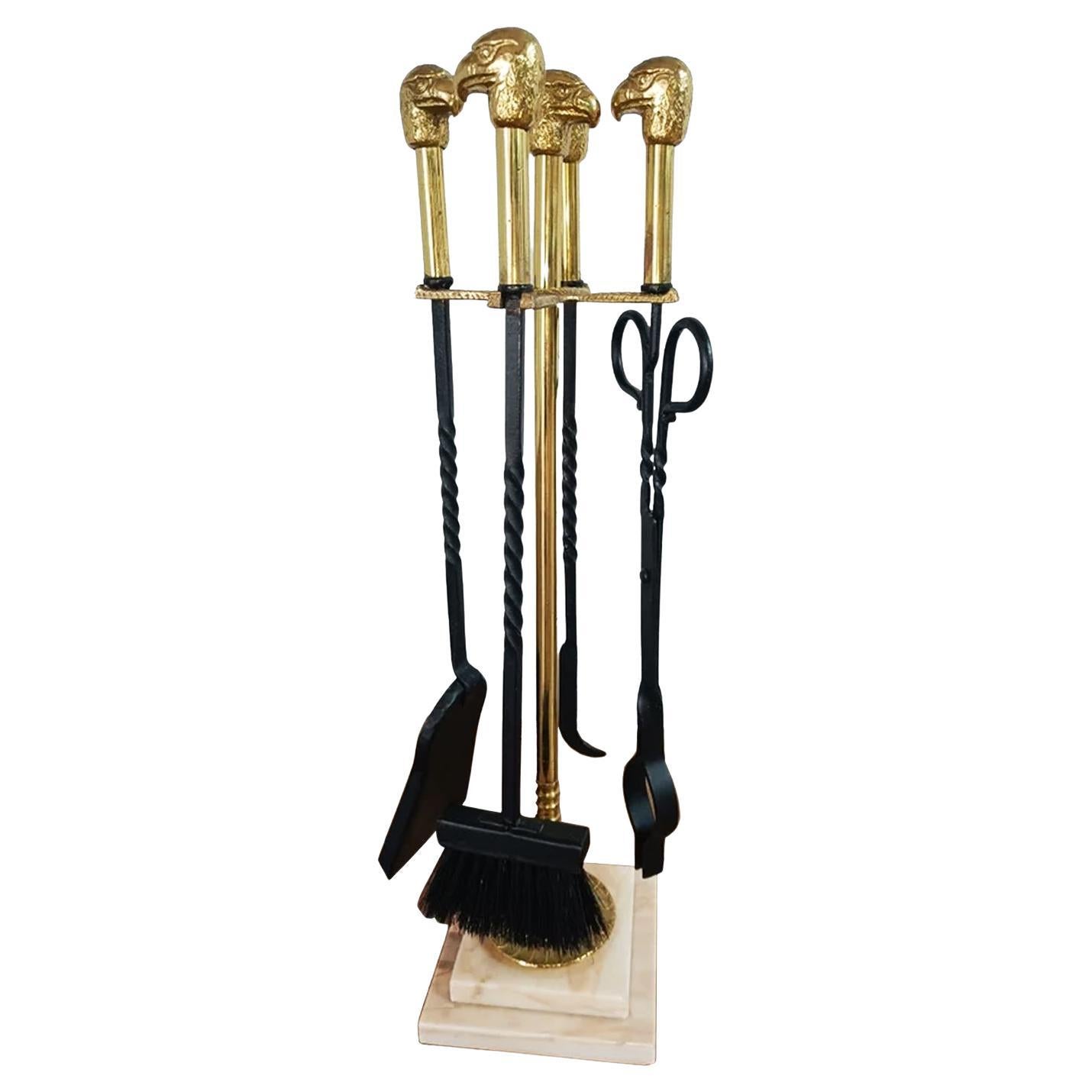 Outils pour cheminées  Aigle F Bronze Fer et  Marbre Espagne Midcentury en vente