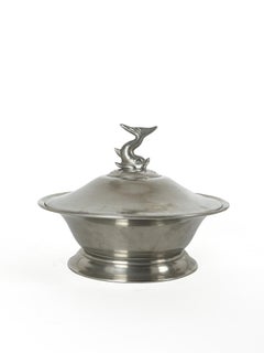 Nils Fougstedt, Svenskt Tenn, Modello 11, Ciotola in peltro con coperchio