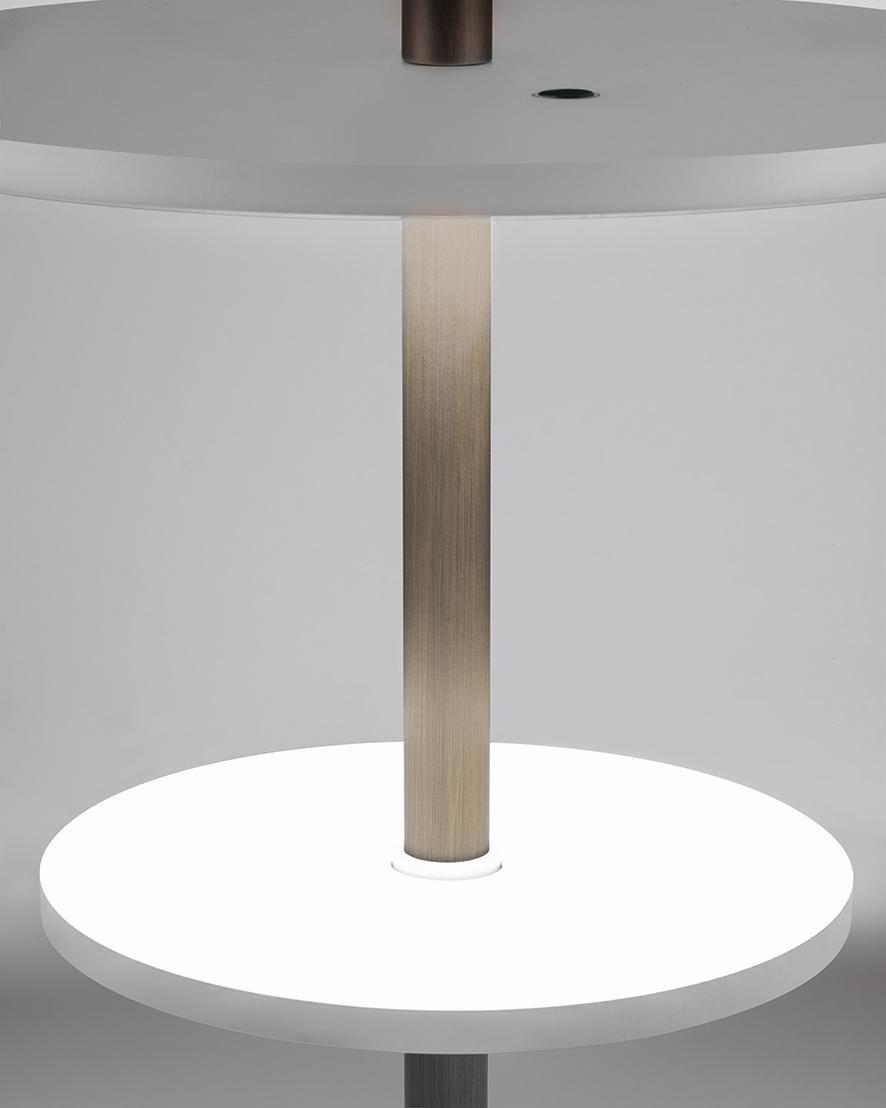 Firmamento Milano Kleine weiße servoluce tischlampe von Park Associati (Moderne) im Angebot
