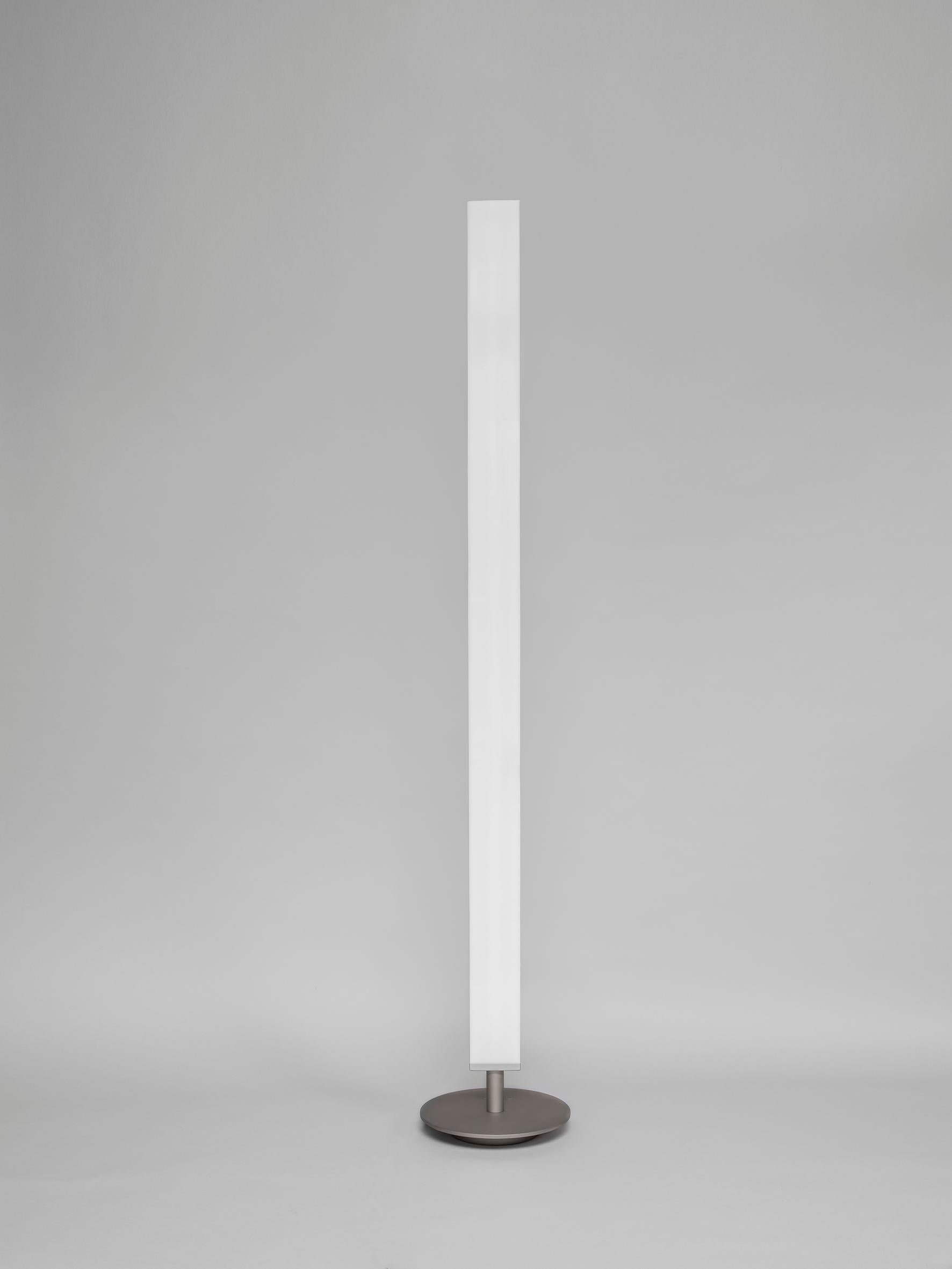Please note that VAT is not included in the price.

Floor lamp with methacrylate diffuser to give a warm spread light through two sources of light. One indirect light and one diffused light. Simple, elegant, functional, instantly recognizable for