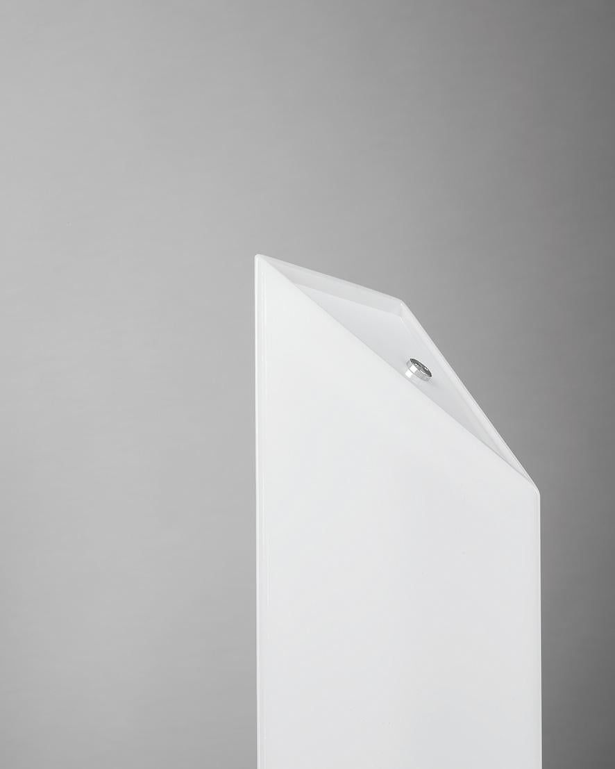 Moderne Firmamento Milano White Presbitero Lampadaire par Pierluigi Cerri en vente