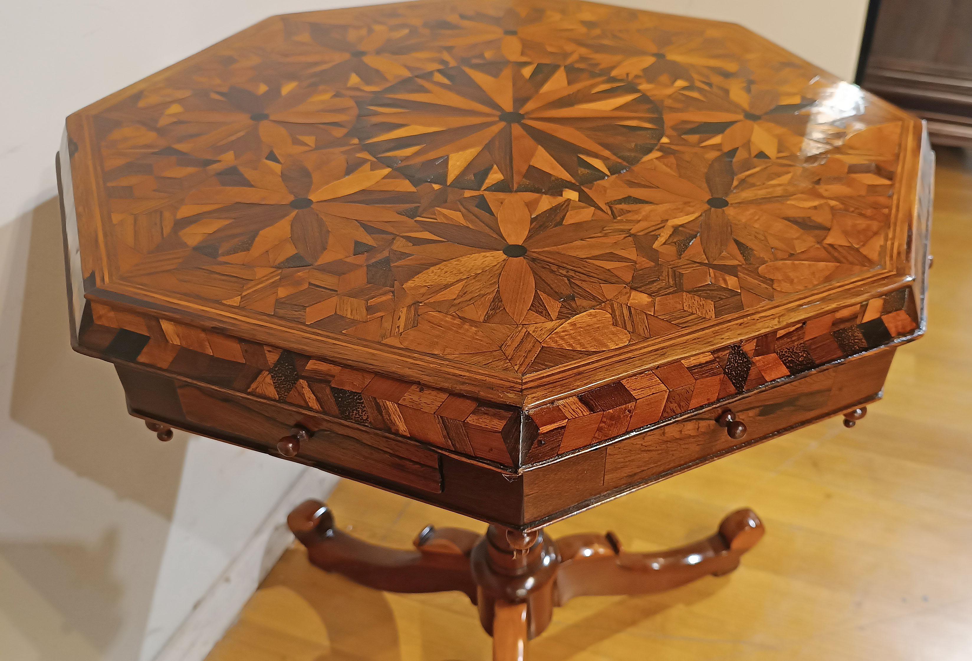 FIRST 19th CENTURY CHARLES X COFFEE TABLE WITH INLAID TOP For Sale 8