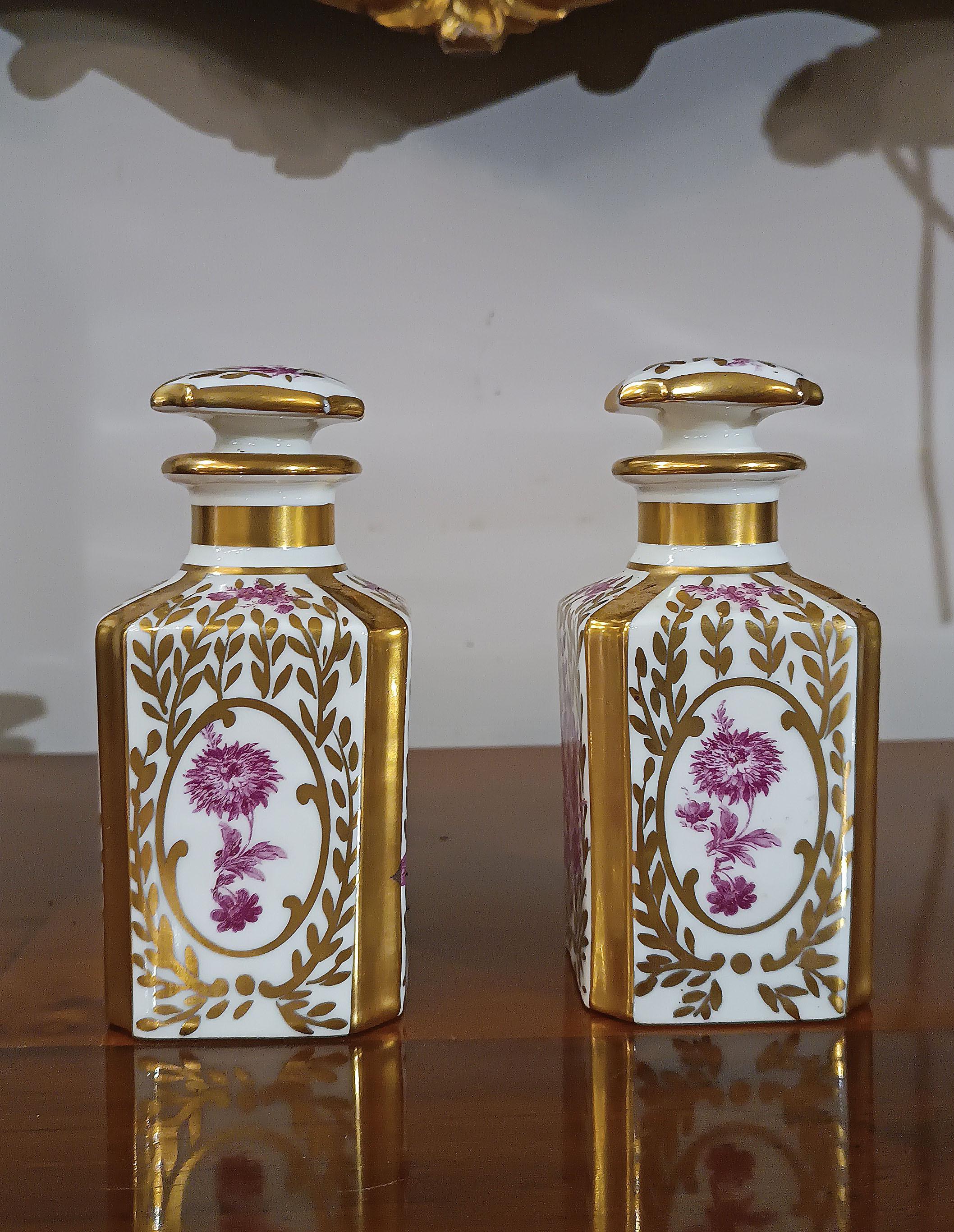 19th Century FIRST 19th CENTURY PAIR OF SMALL PORCELAIN BOTTLES For Sale