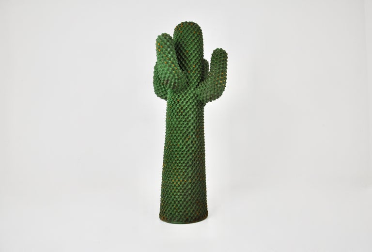 First Edition Cactus Coat Rack by Guido Drocco and Franco Mello for Gufram 1968 For Sale at 1stDibs cactus coat hanger