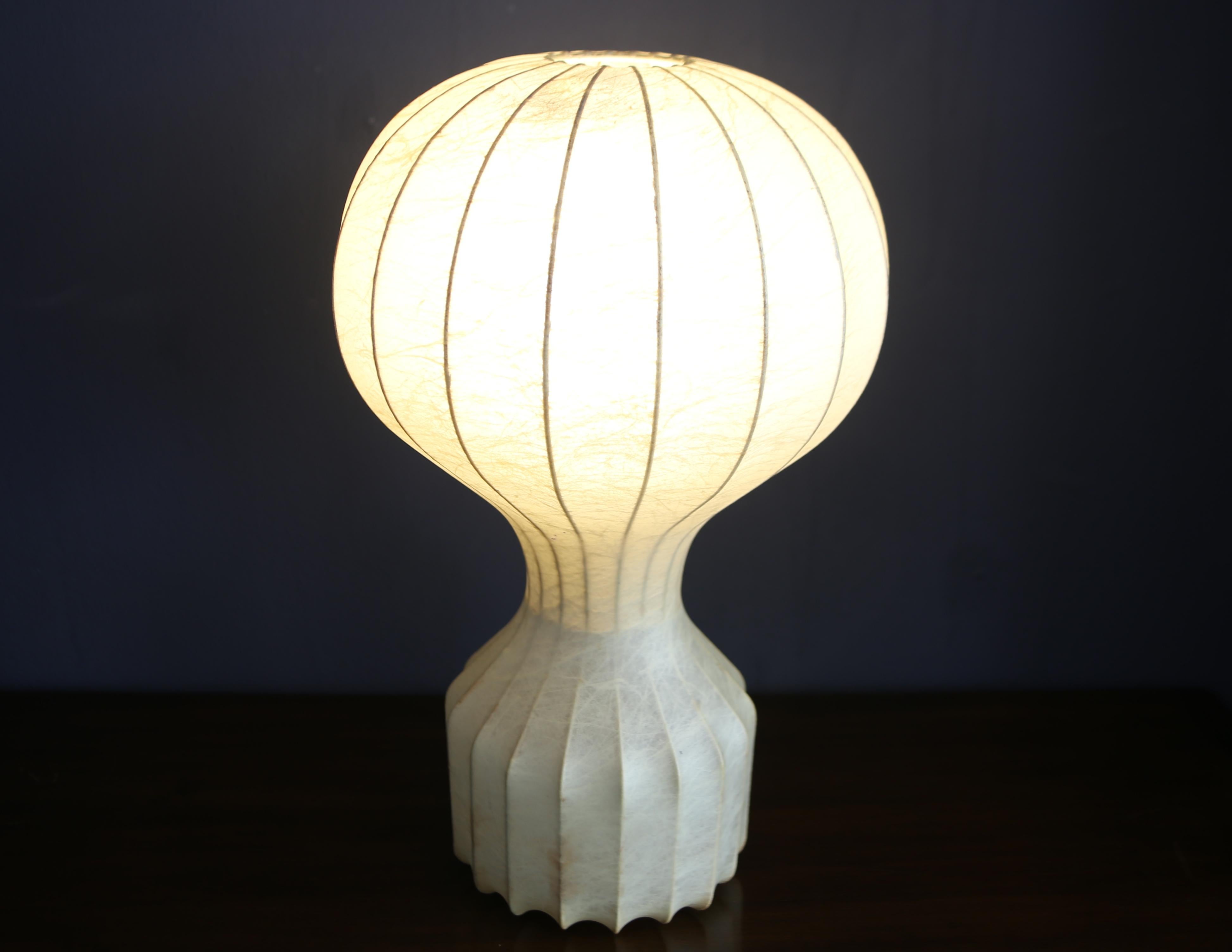 first edition Gatto table lamp by Achille and Pier Giacomo Castiglioni for Flos in vendita 1