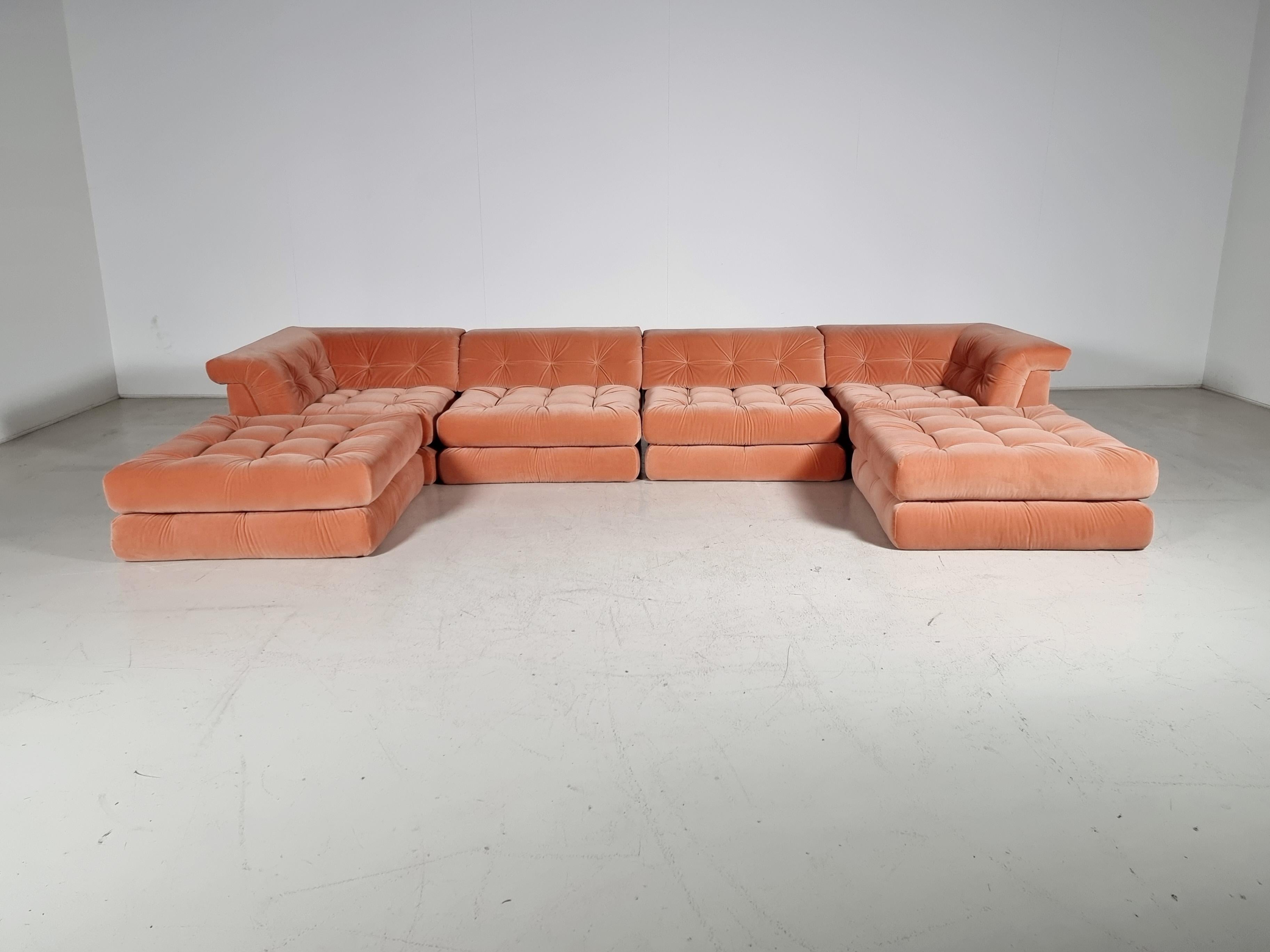 First edition Mah Jong sofa by Hans Hopfer for Roche Bobois, France, 1970s 1