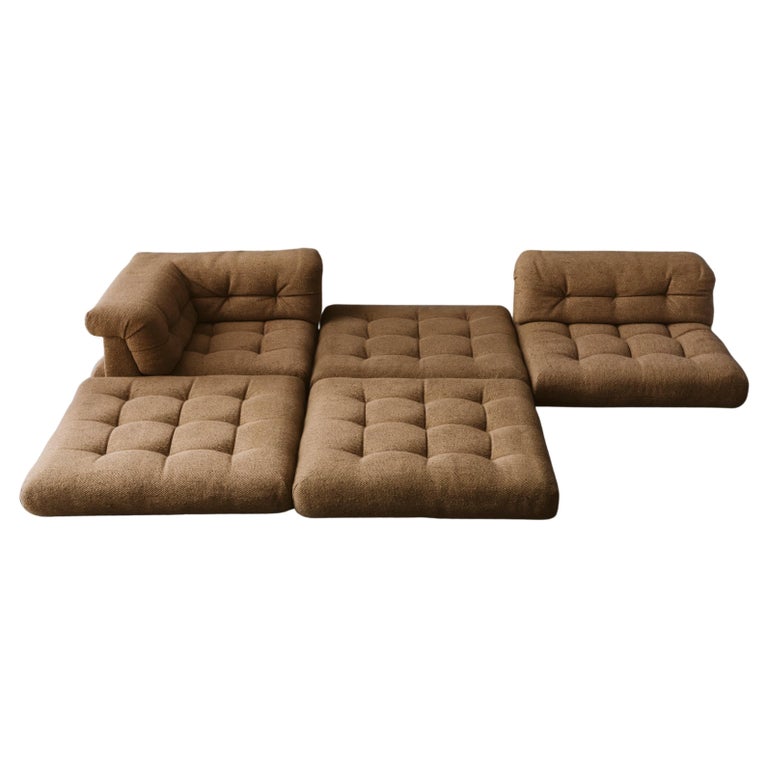 Première édition du canapé Mah Jong par Roche Bobois, vers 1970 En vente sur 1stDibs